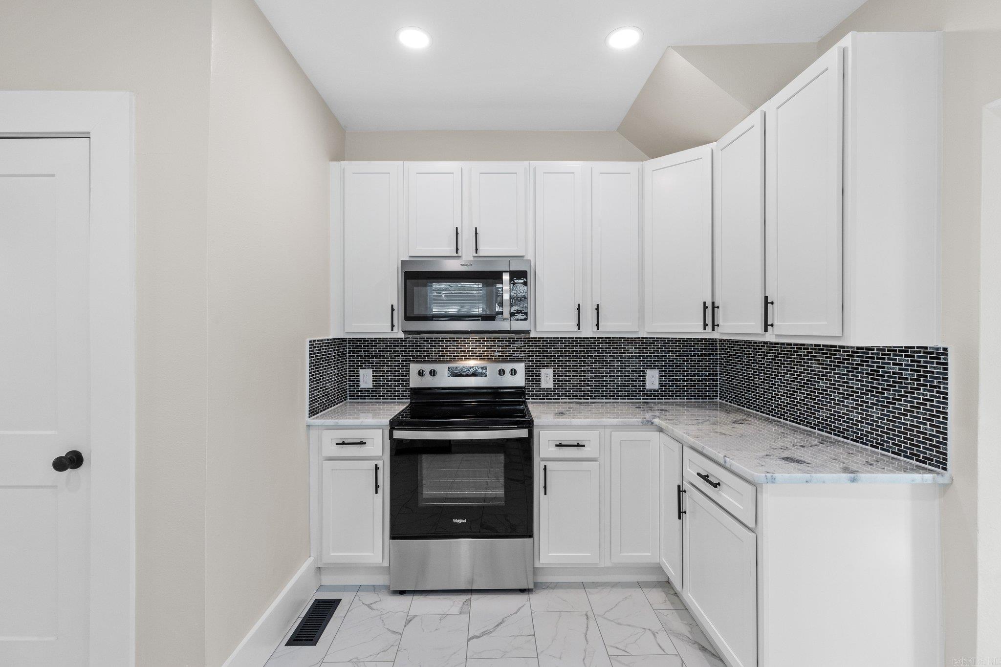 3415 Kavanaugh  Little Rock, AR