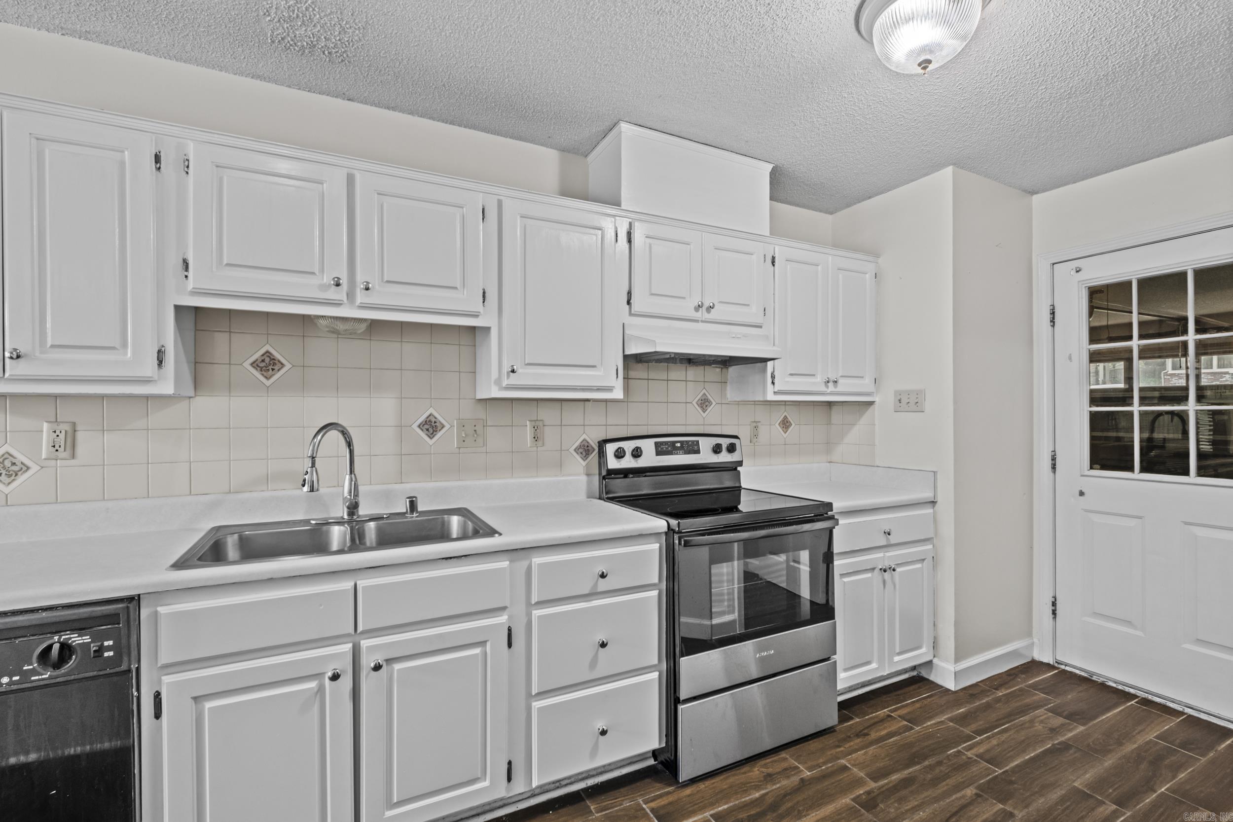 2402 Austin Oaks  Sherwood, AR