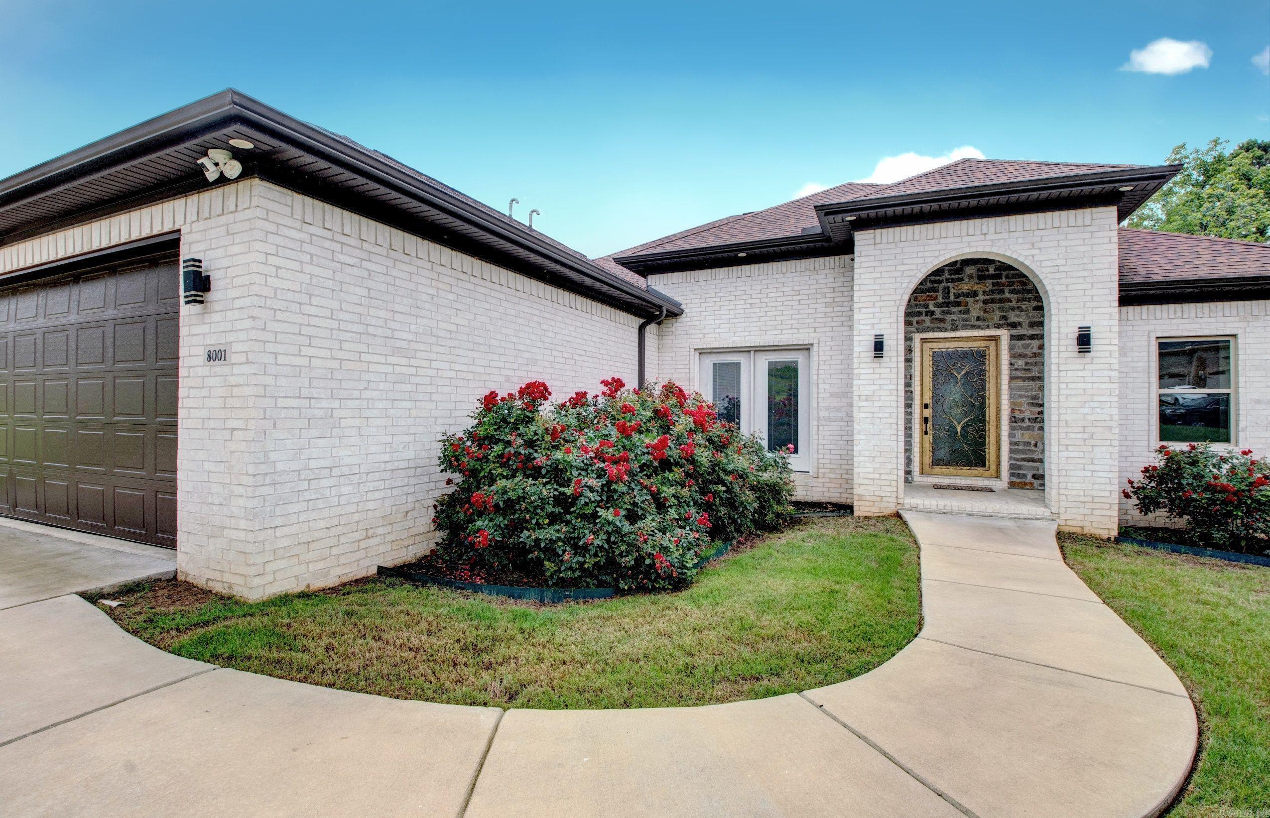 8001 Kanis Pines  Little Rock, AR