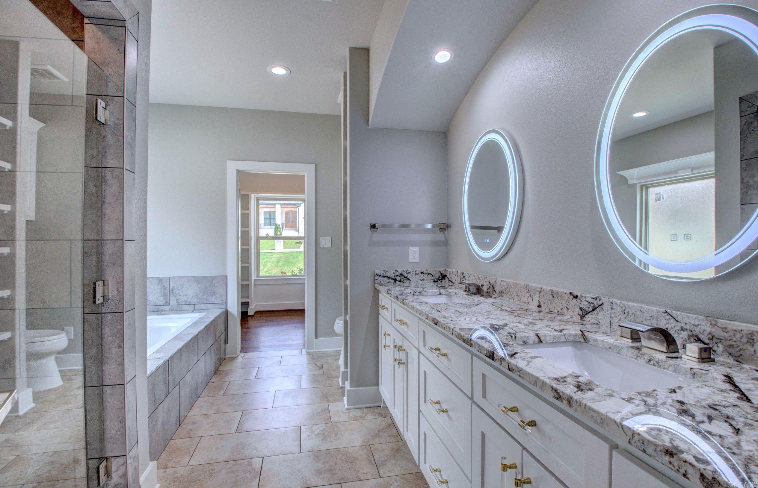 8001 Kanis Pines  Little Rock, AR