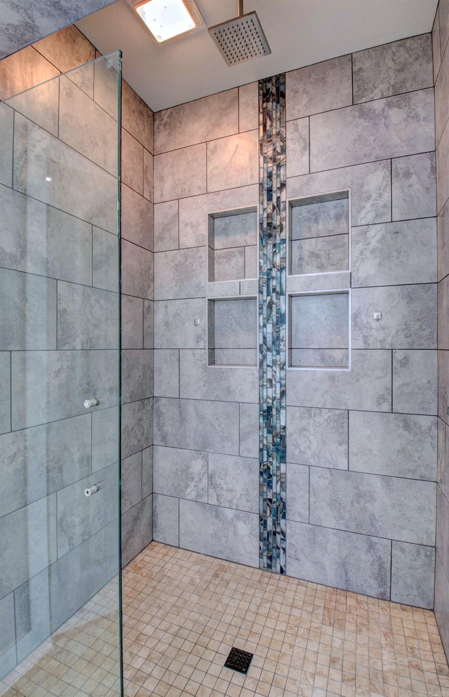 8001 Kanis Pines  Little Rock, AR