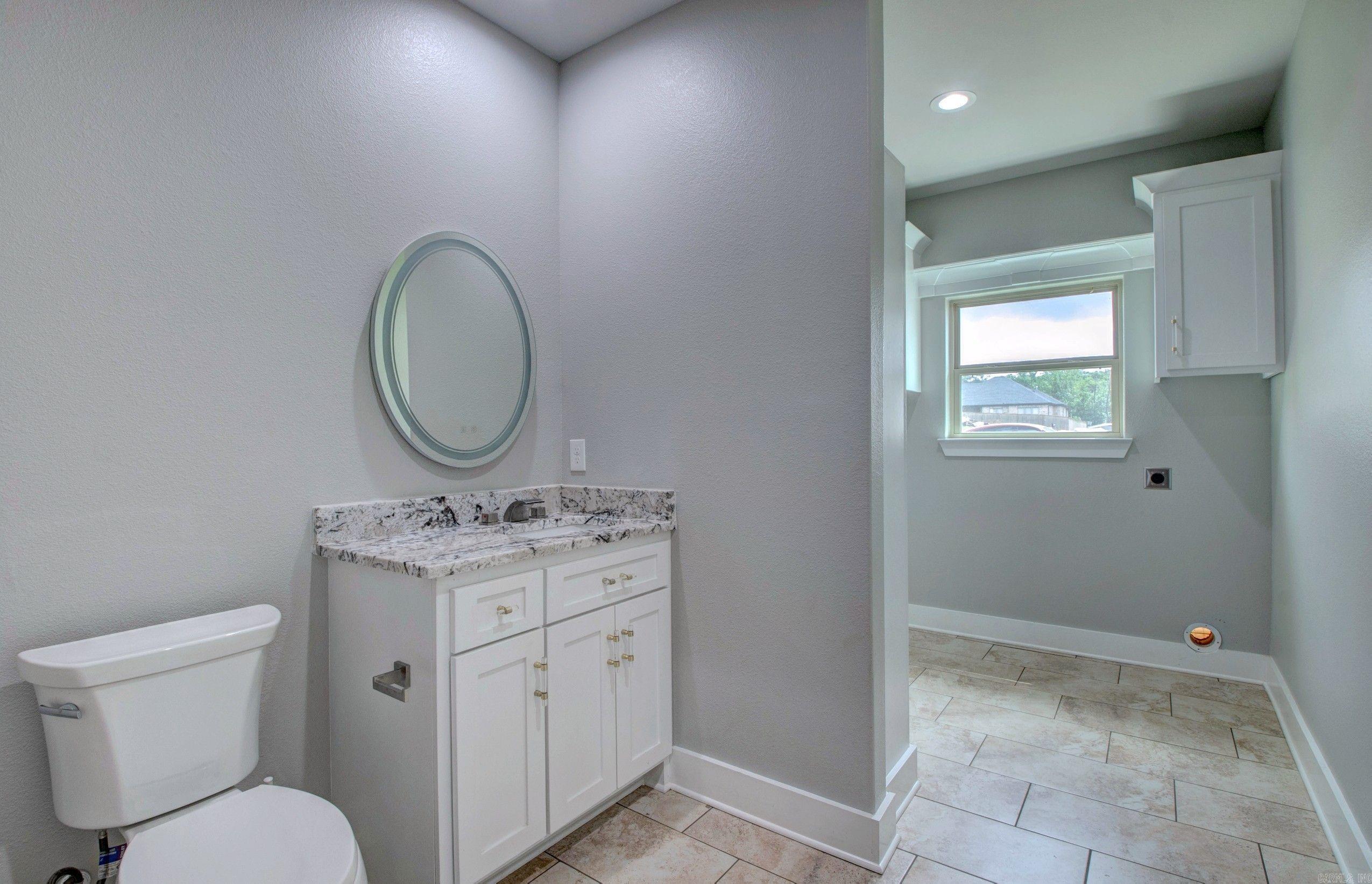 8001 Kanis Pines  Little Rock, AR