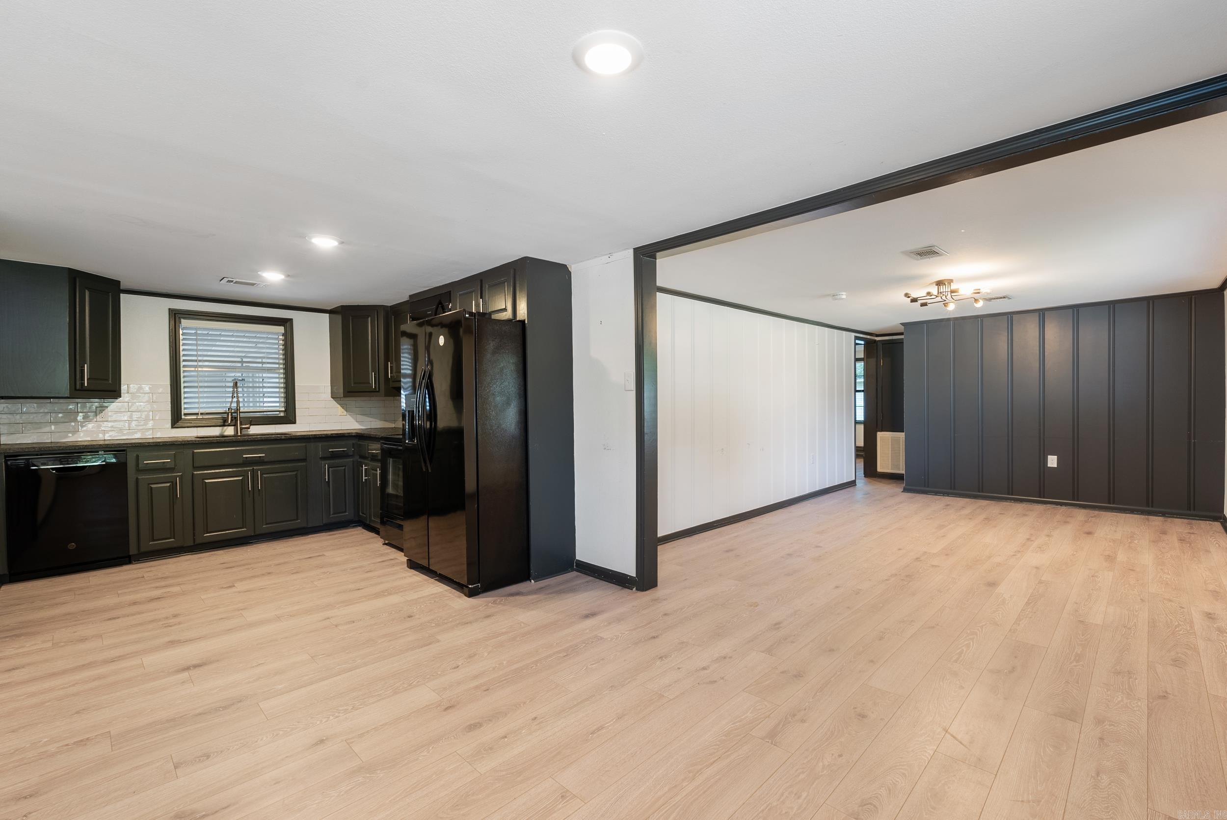 1951 Torreyson Street  Conway, AR