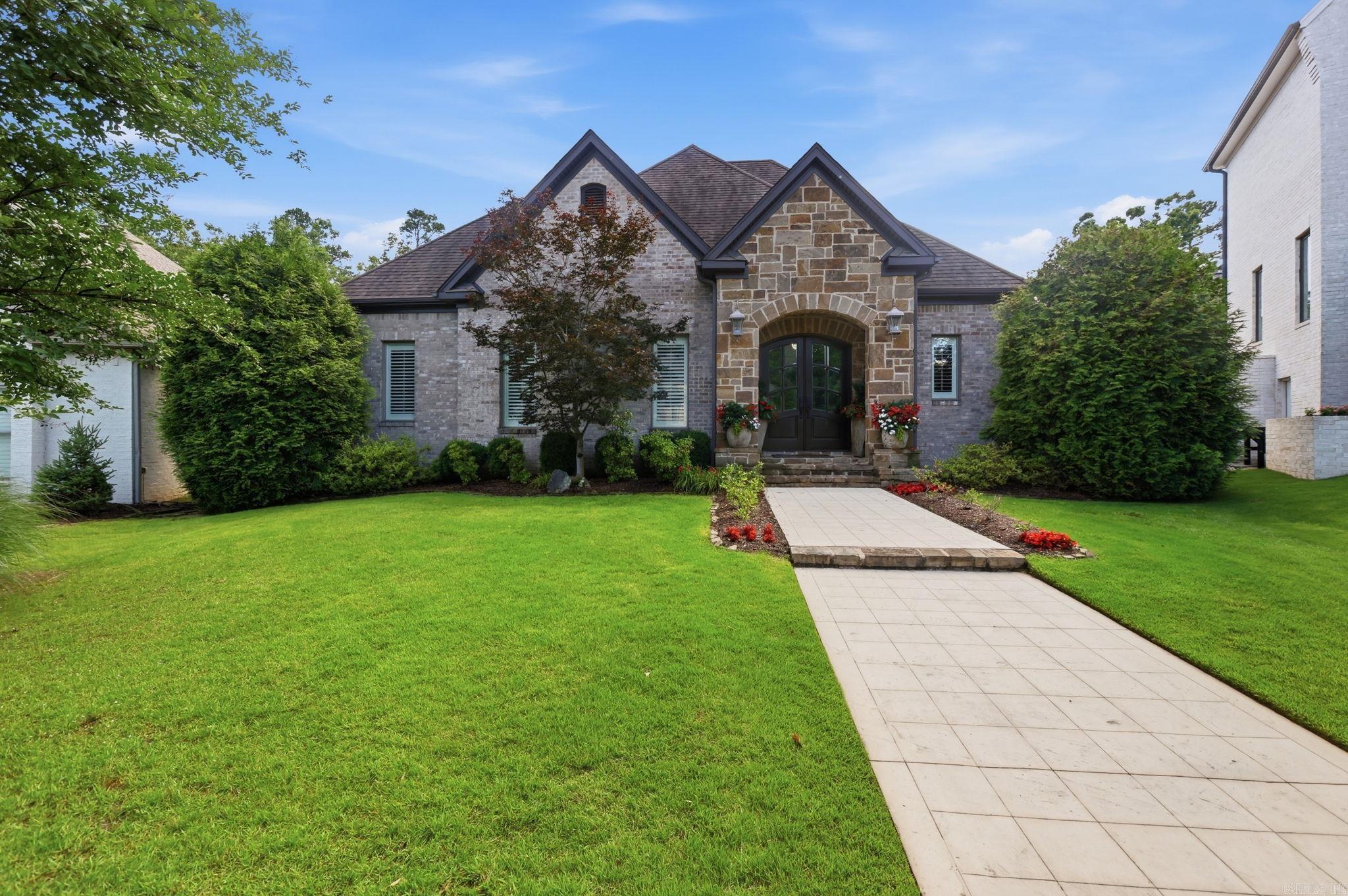 10 Hallen  Little Rock, AR