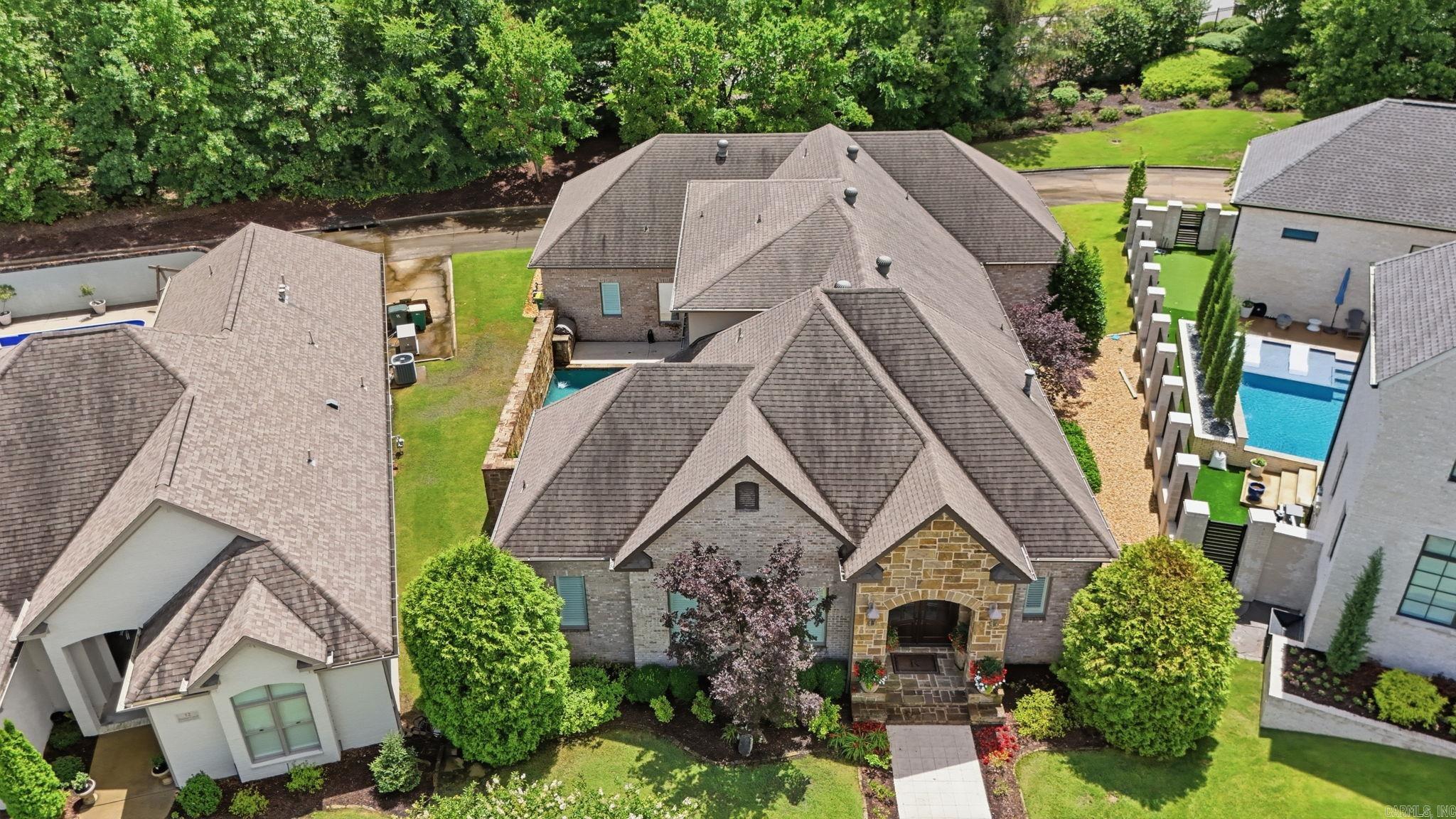 10 Hallen  Little Rock, AR