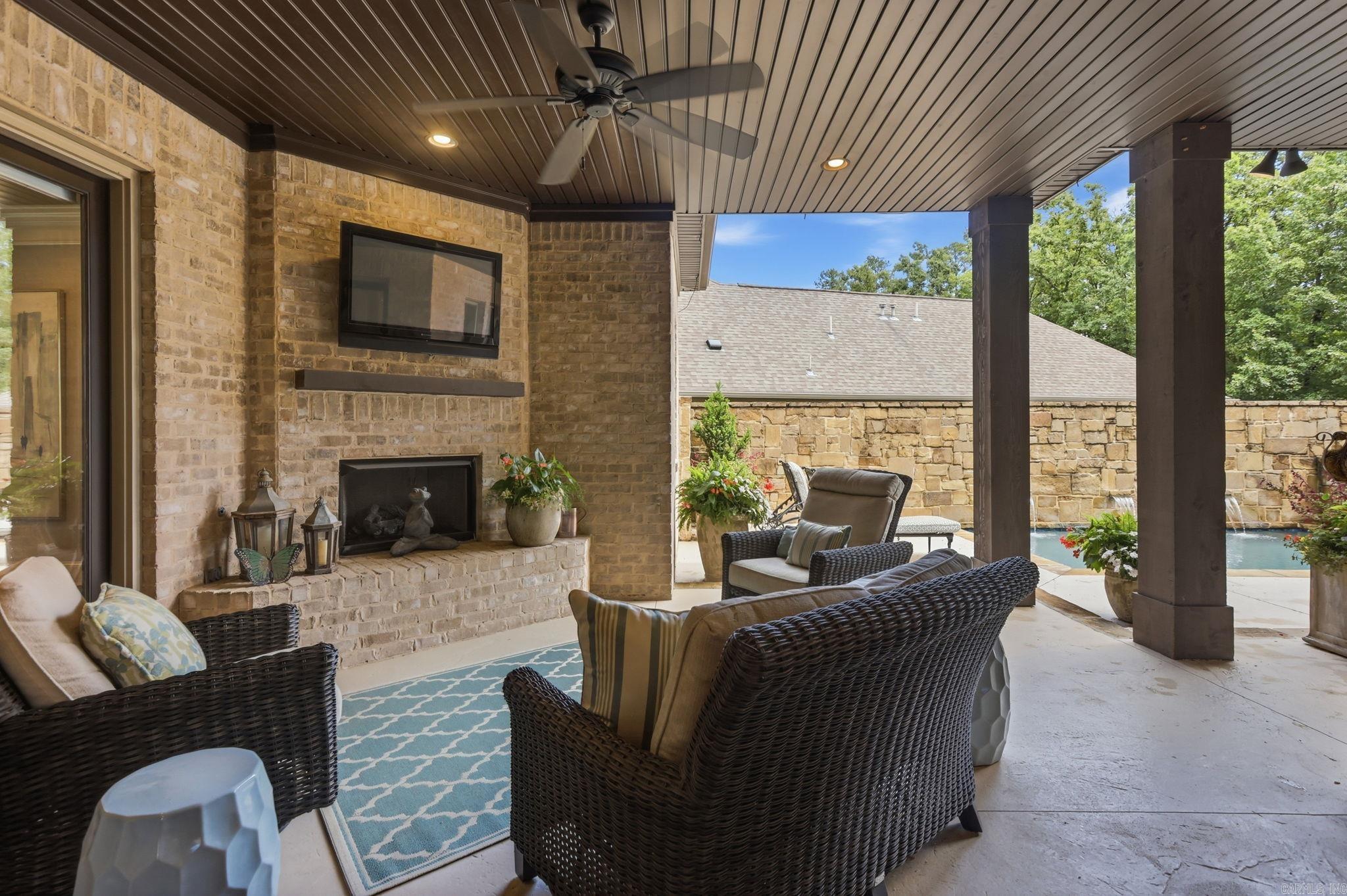 10 Hallen  Little Rock, AR
