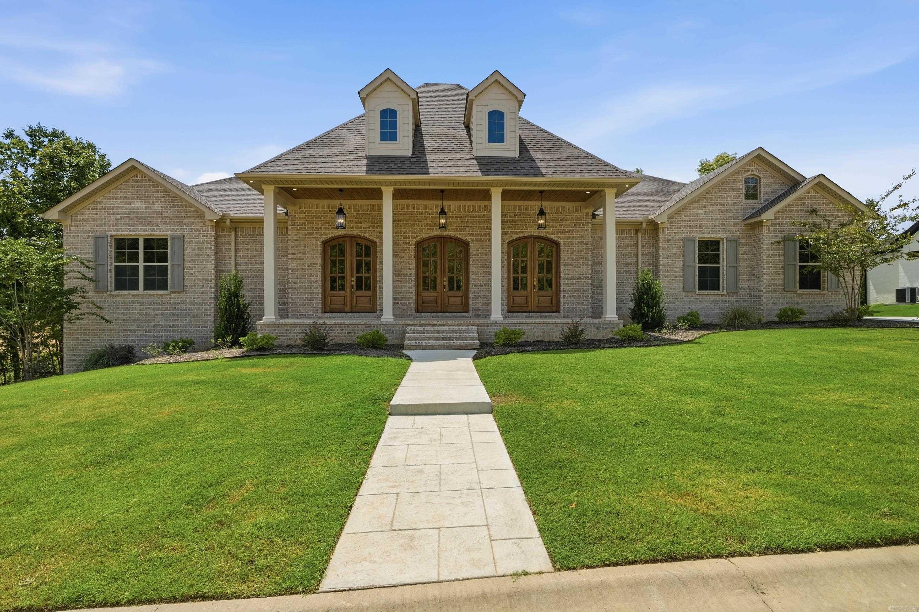 1583 Bighorn Drive Benton, AR 72019