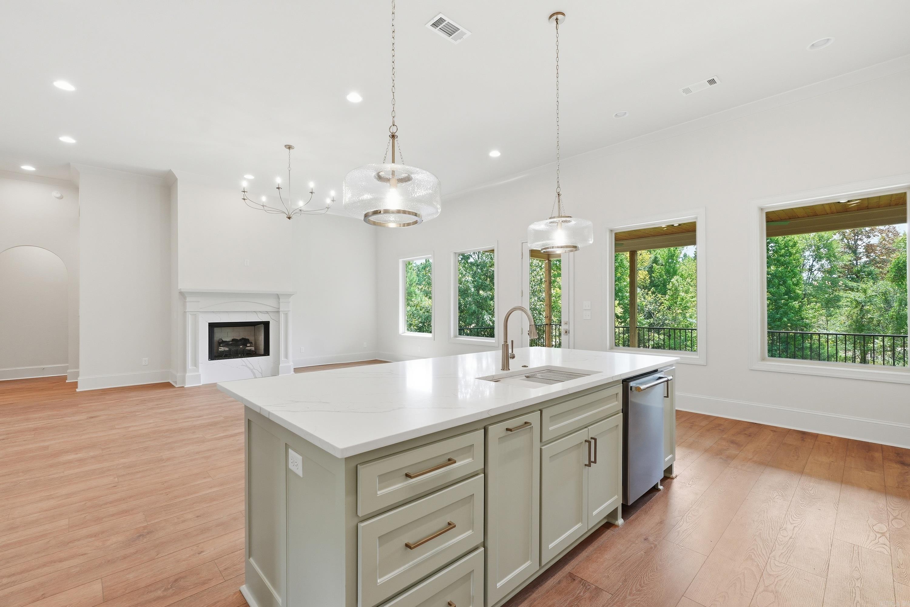 1583 Bighorn Drive Benton, AR 72019
