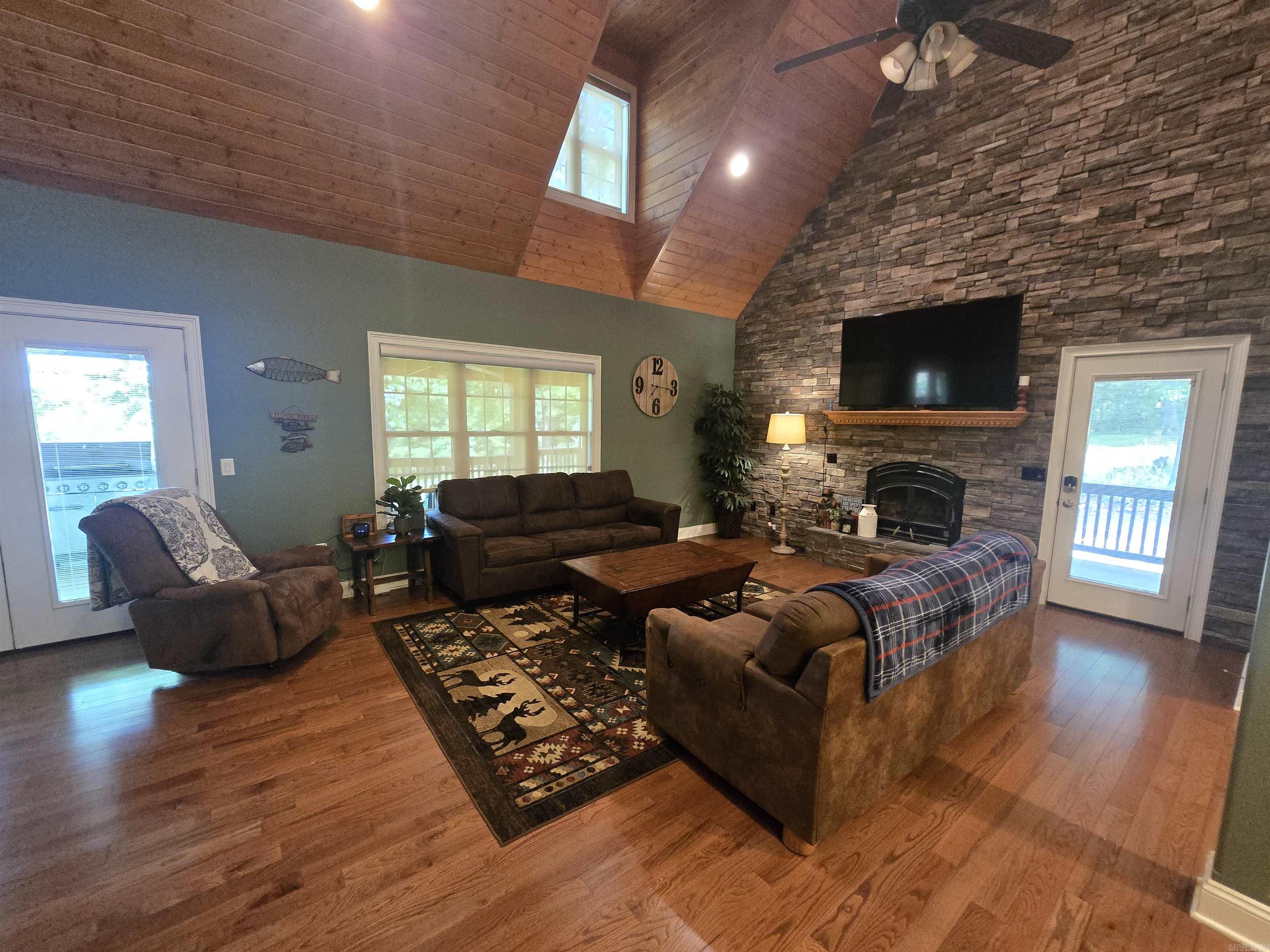 205 Cooper Kate  Norfork, AR