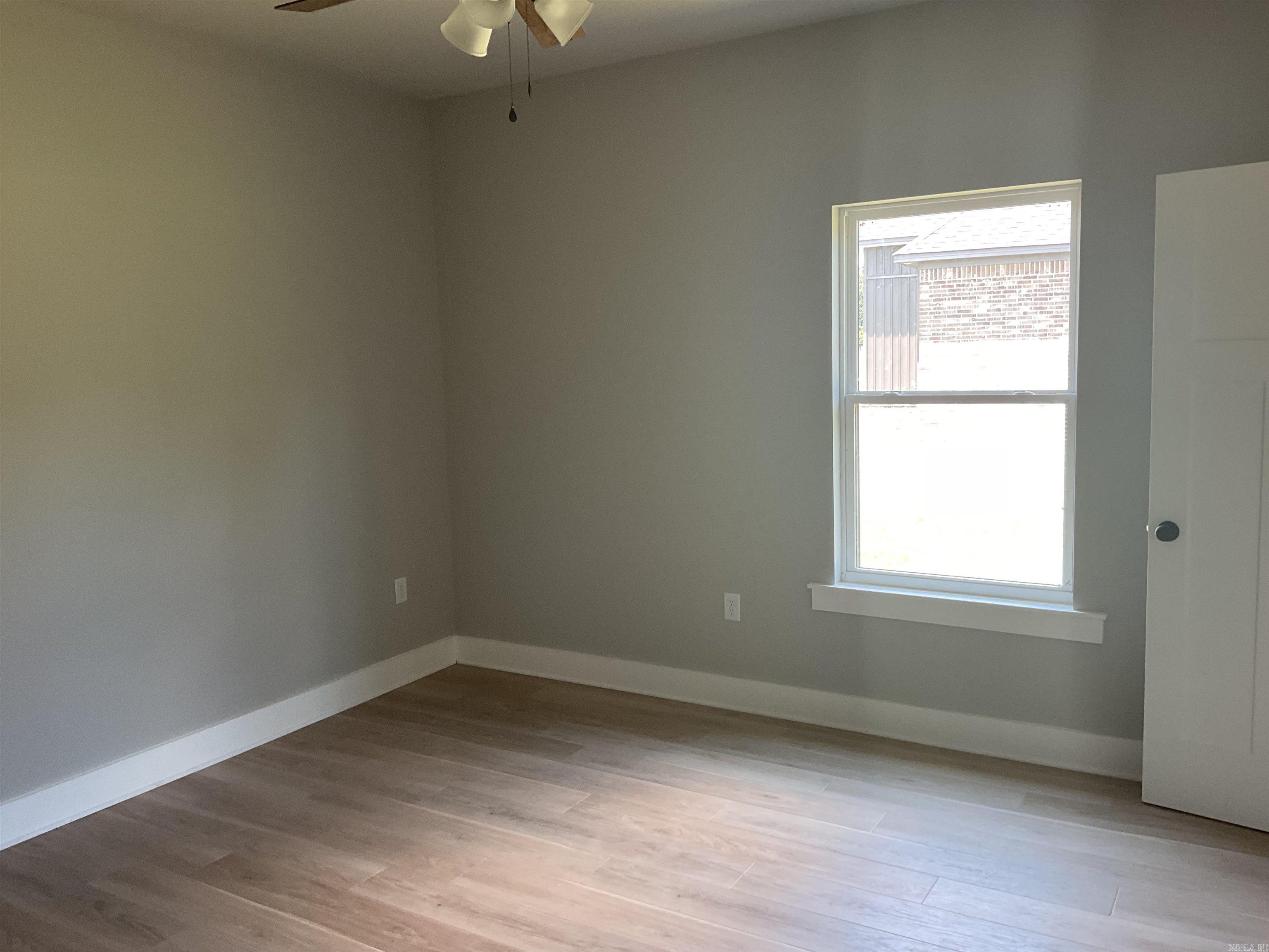 75 Emerald Lane  Greers Ferry, AR