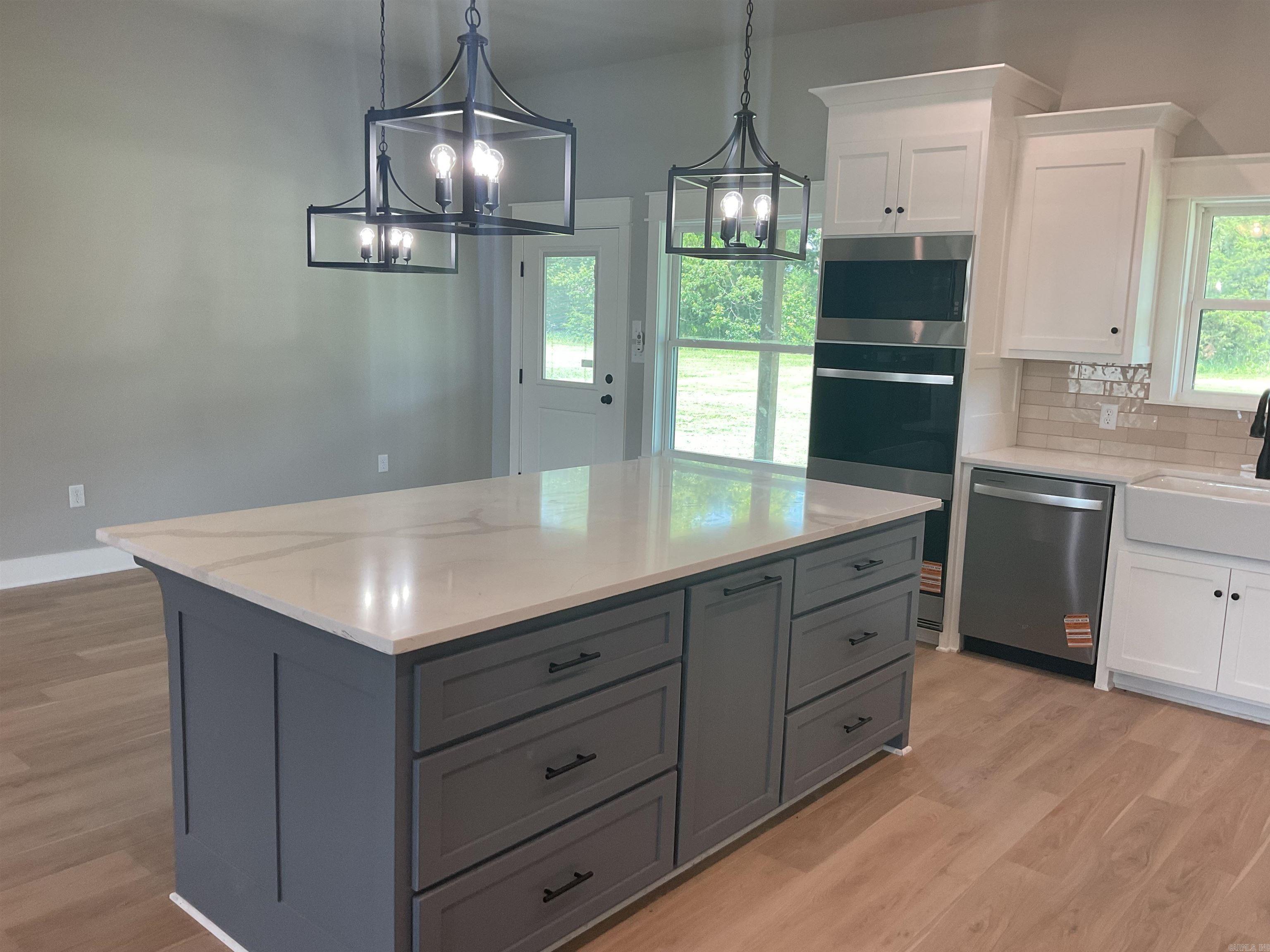 75 Emerald Lane  Greers Ferry, AR