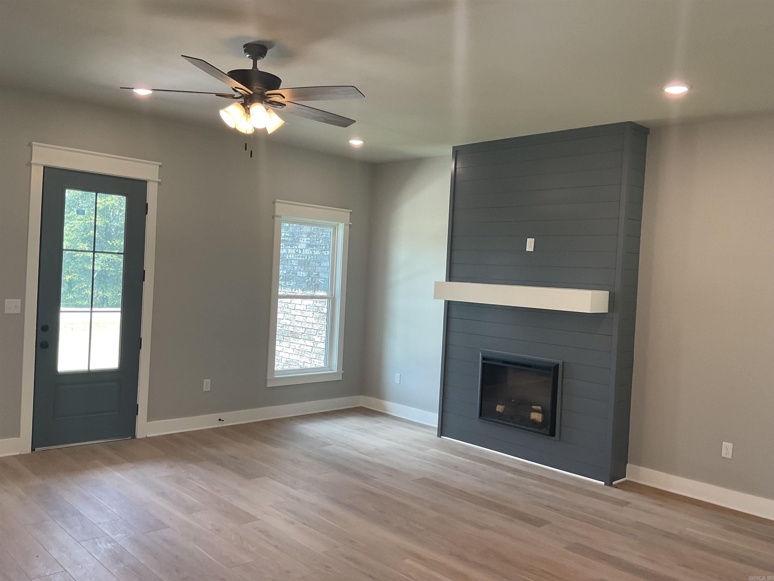75 Emerald Lane  Greers Ferry, AR
