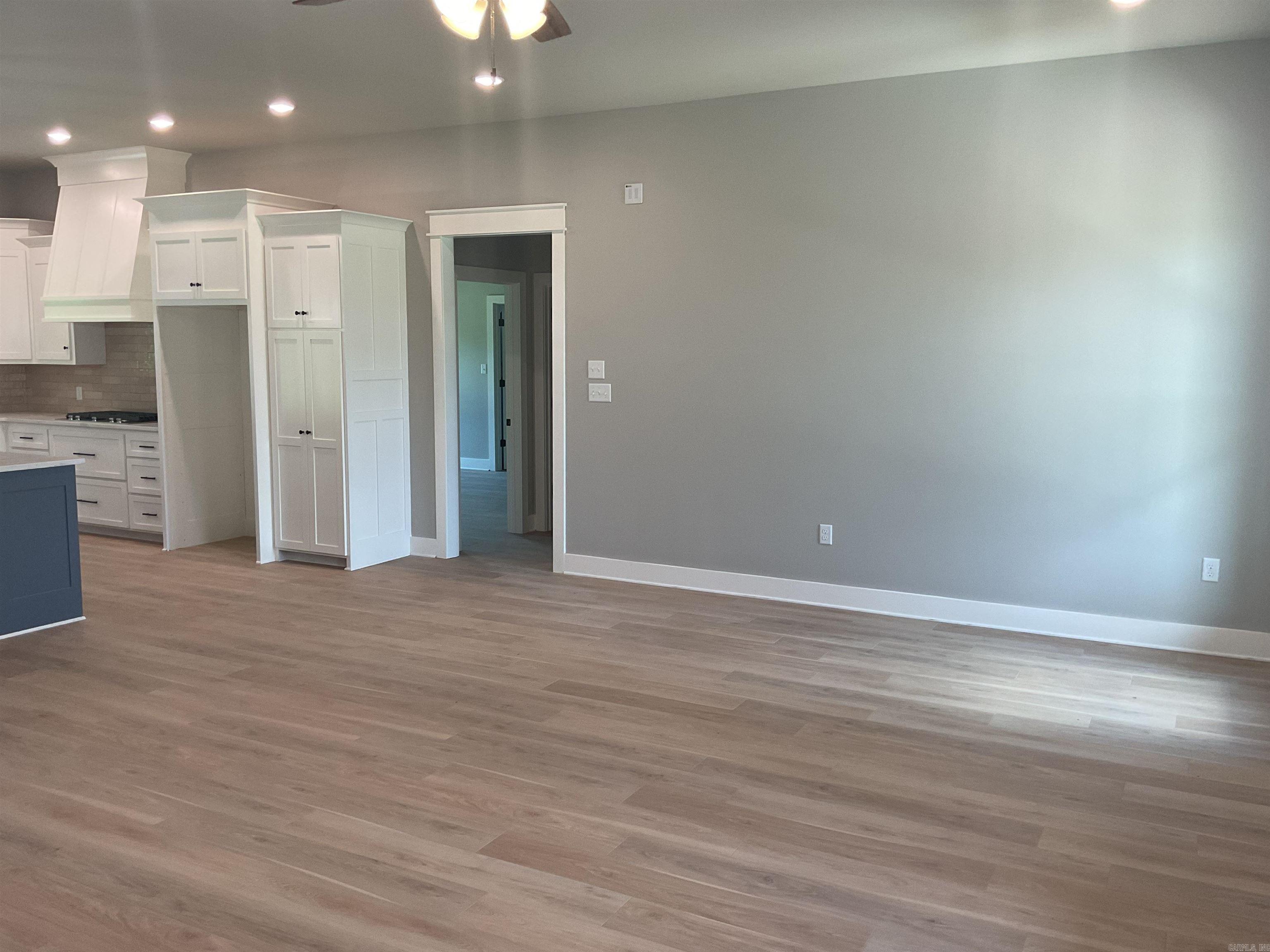 75 Emerald Lane  Greers Ferry, AR