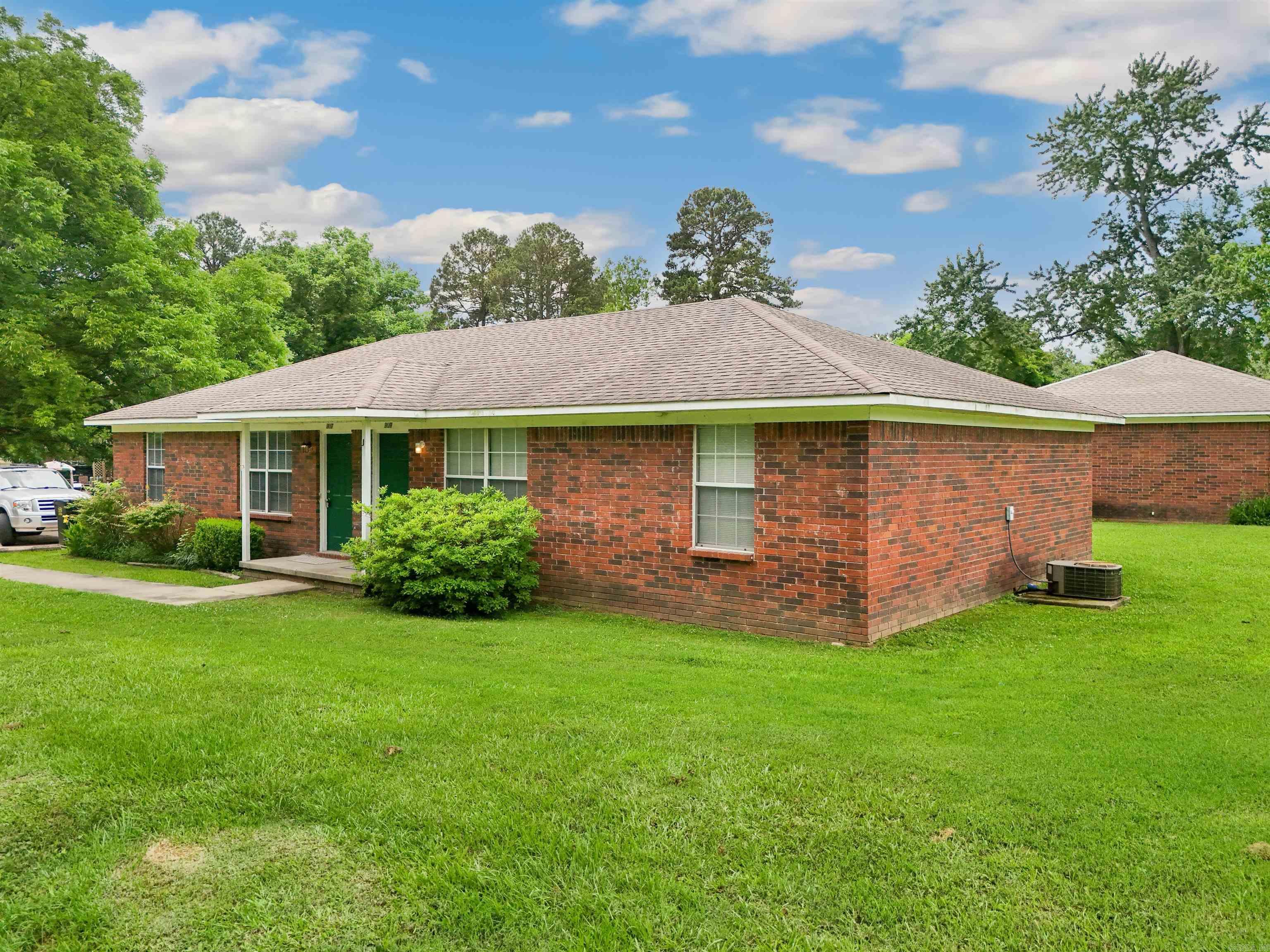 307 & 309 Washington  Ward, AR