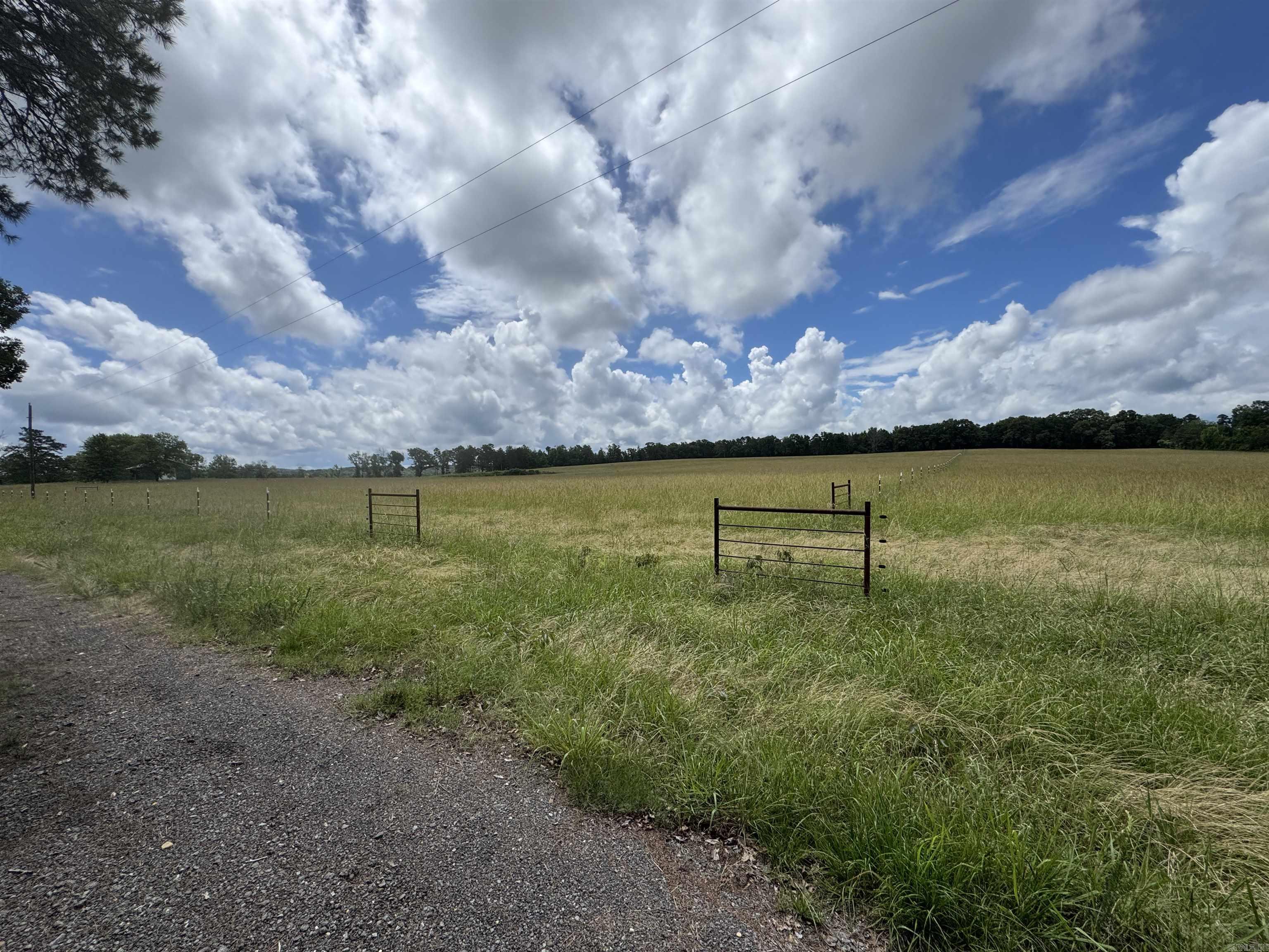 1304 Orchard  Shirley, AR