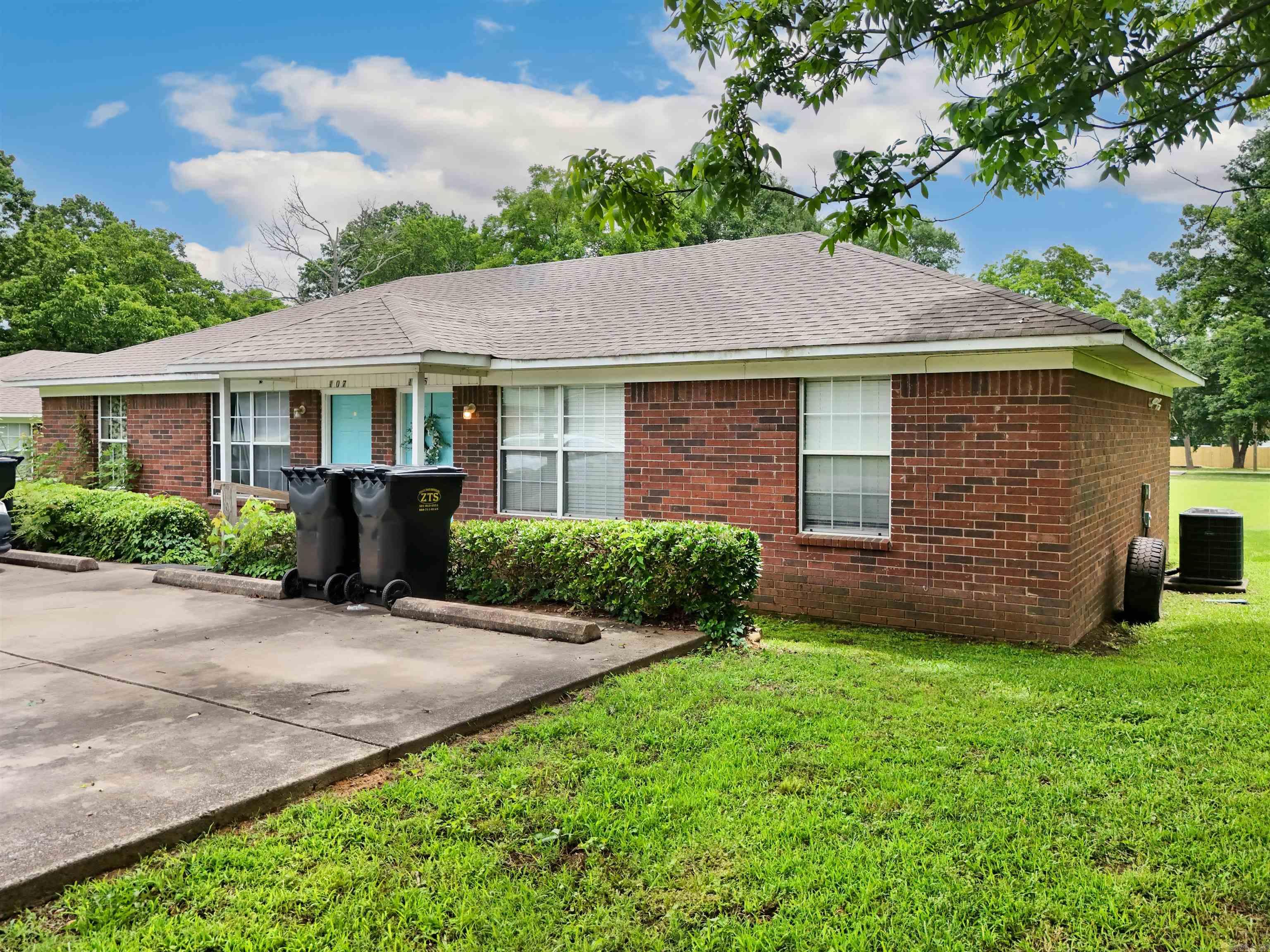 105 & 107 E 4th Street  Ward, AR