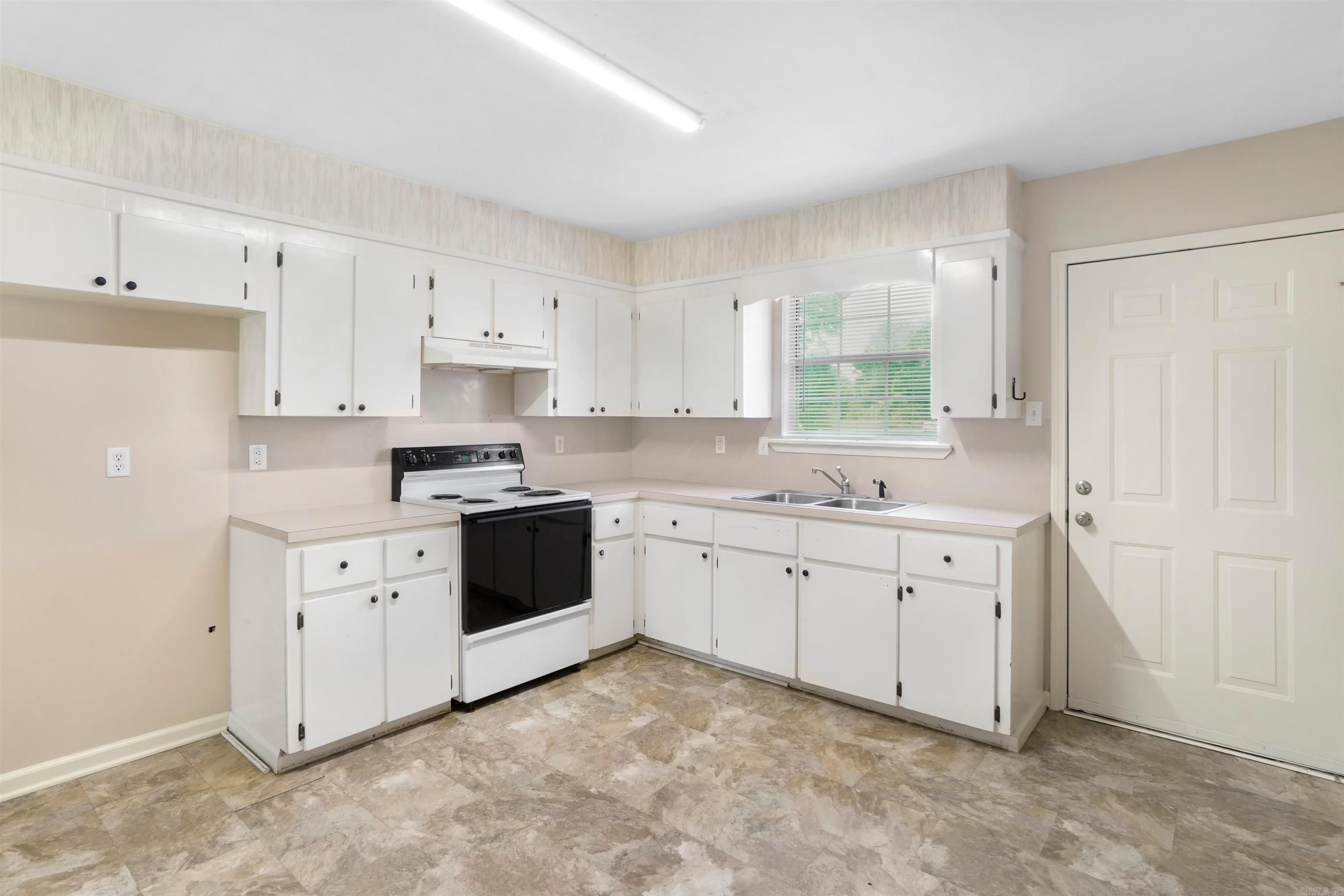 105 & 107 E 4th Street  Ward, AR