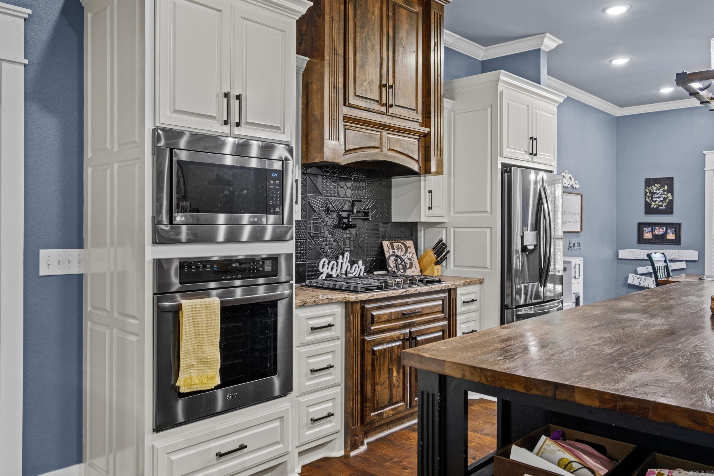 293 Johnston  RD Searcy, AR 72143