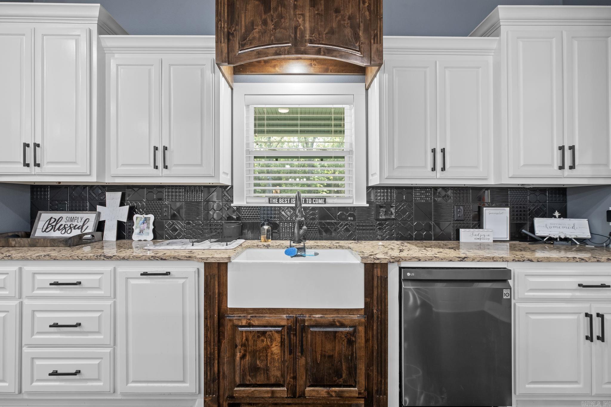293 Johnston  RD  Searcy, AR
