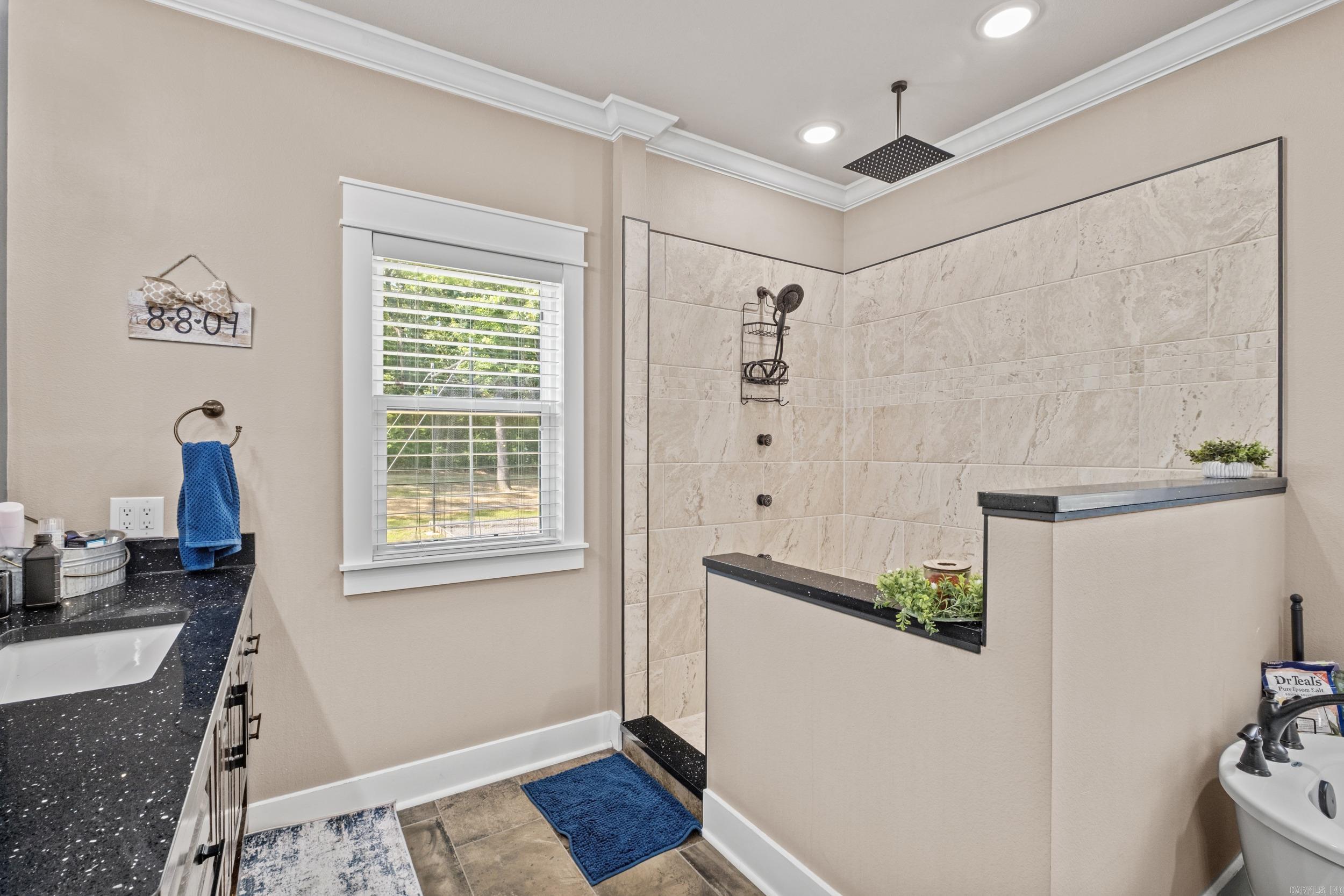 293 Johnston  RD Searcy, AR 72143