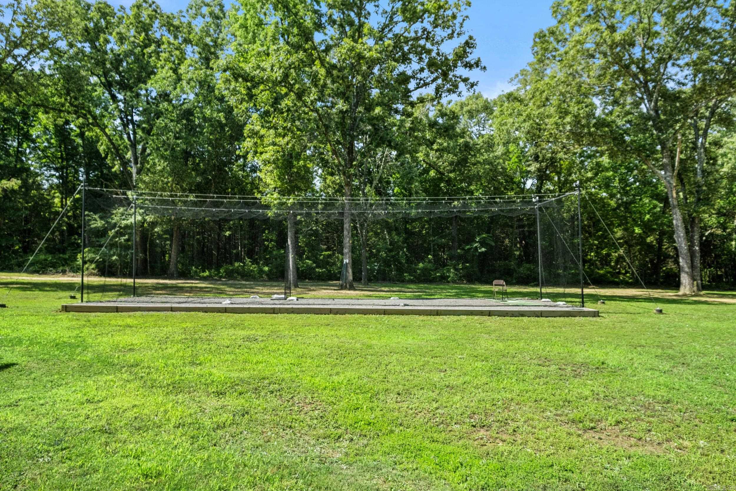 293 Johnston  RD Searcy, AR 72143