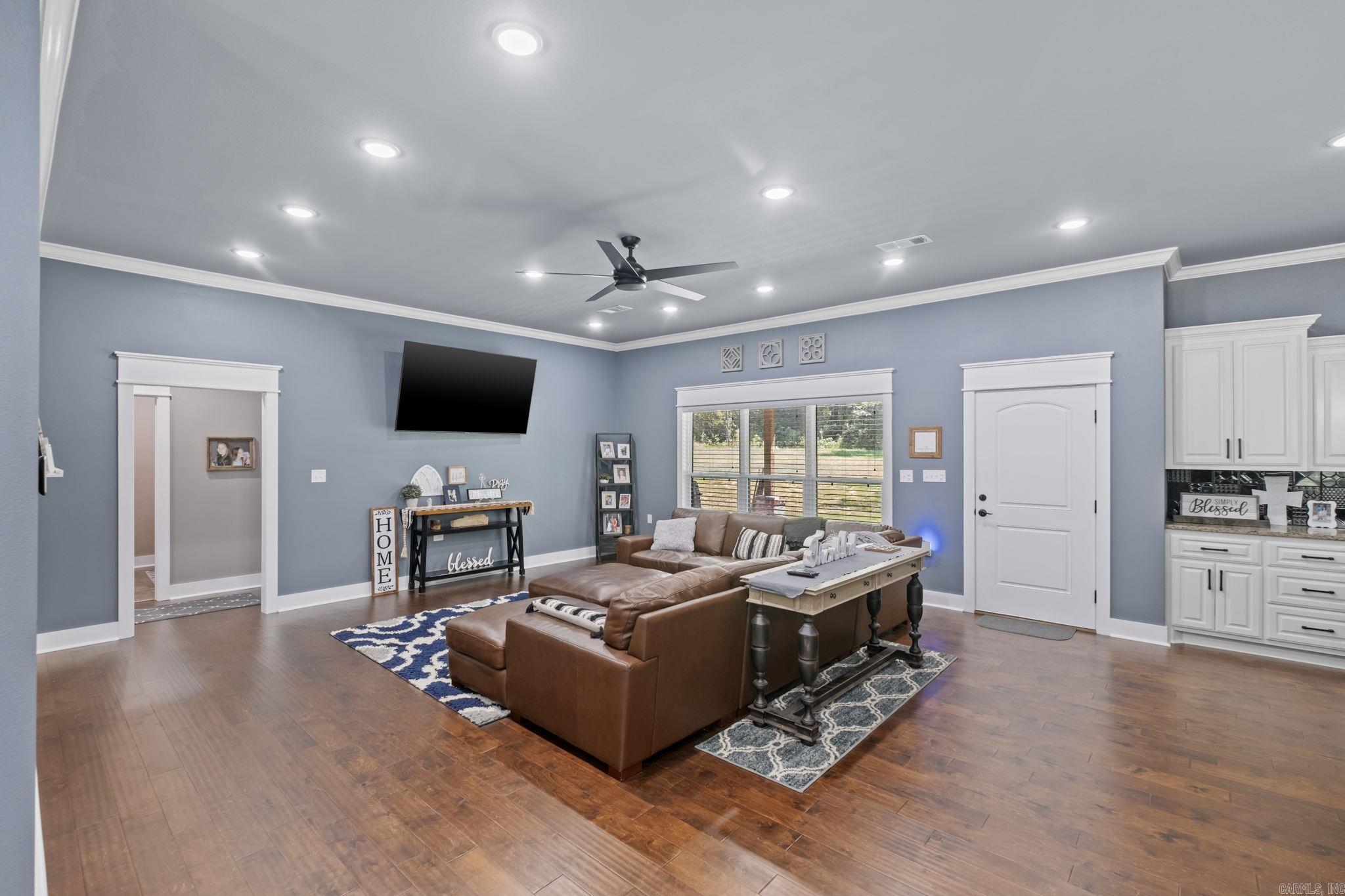 293 Johnston  RD  Searcy, AR