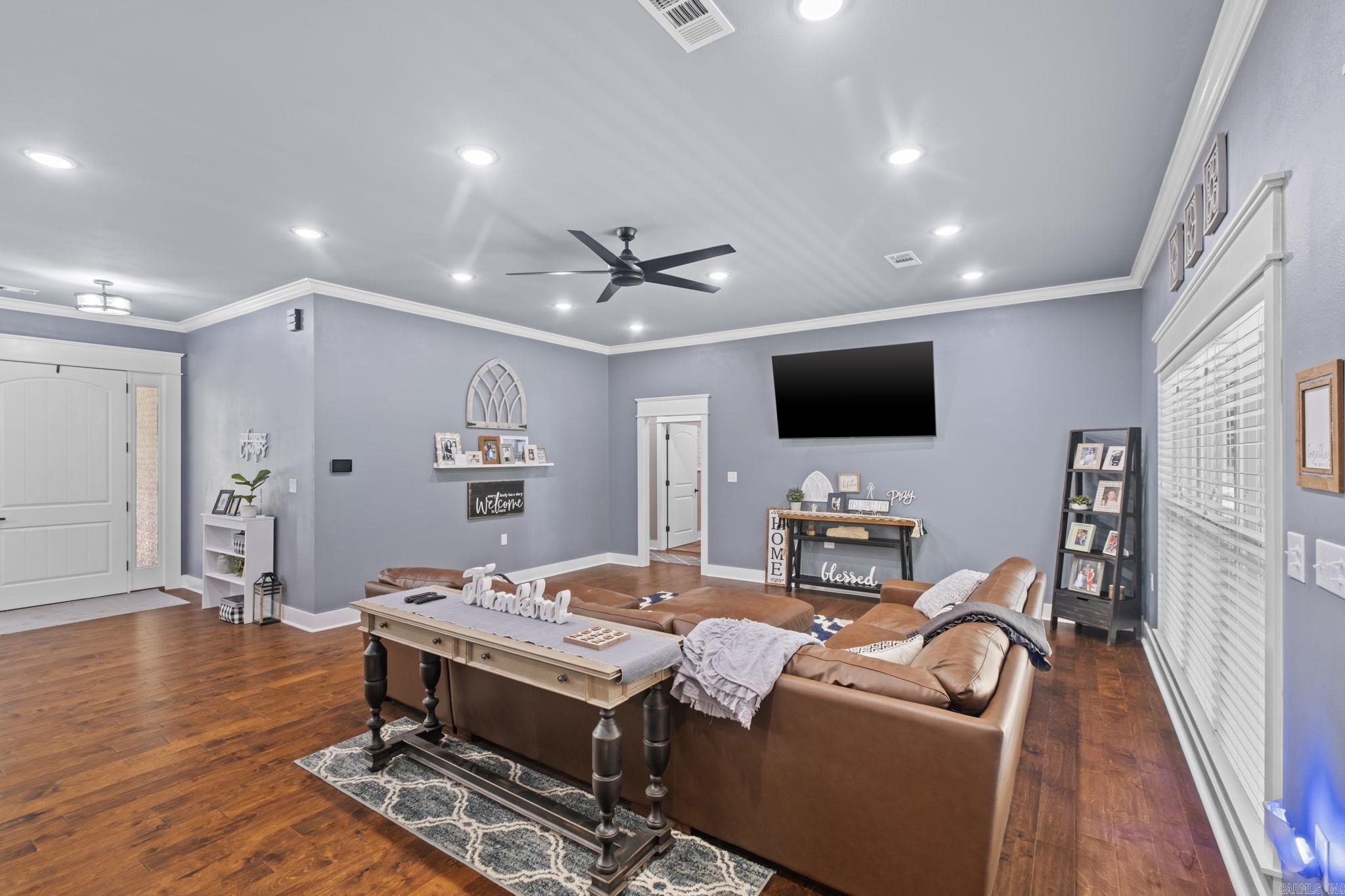 293 Johnston  RD  Searcy, AR