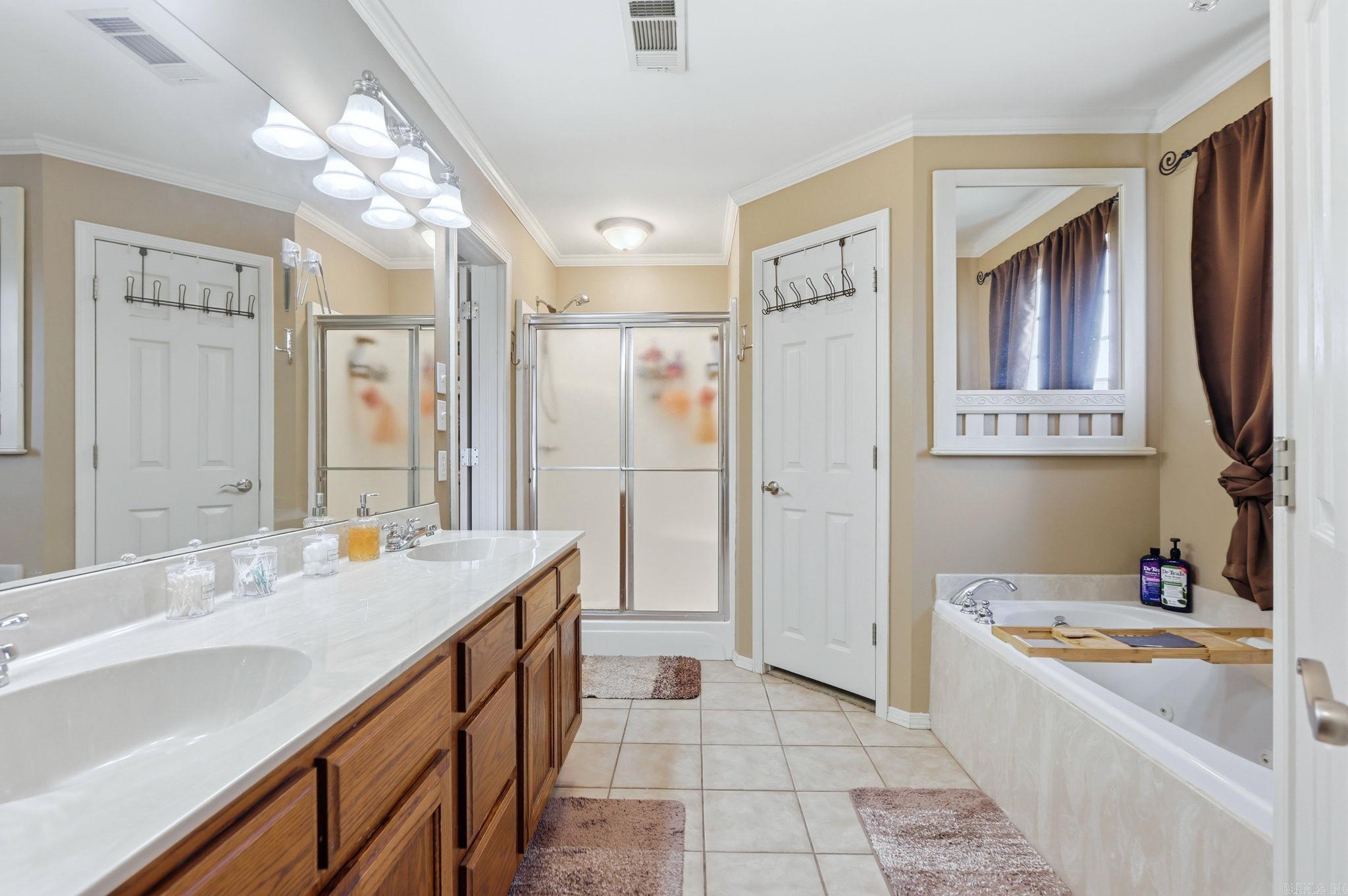 1819 Pleasant Point Circle  Bryant, AR
