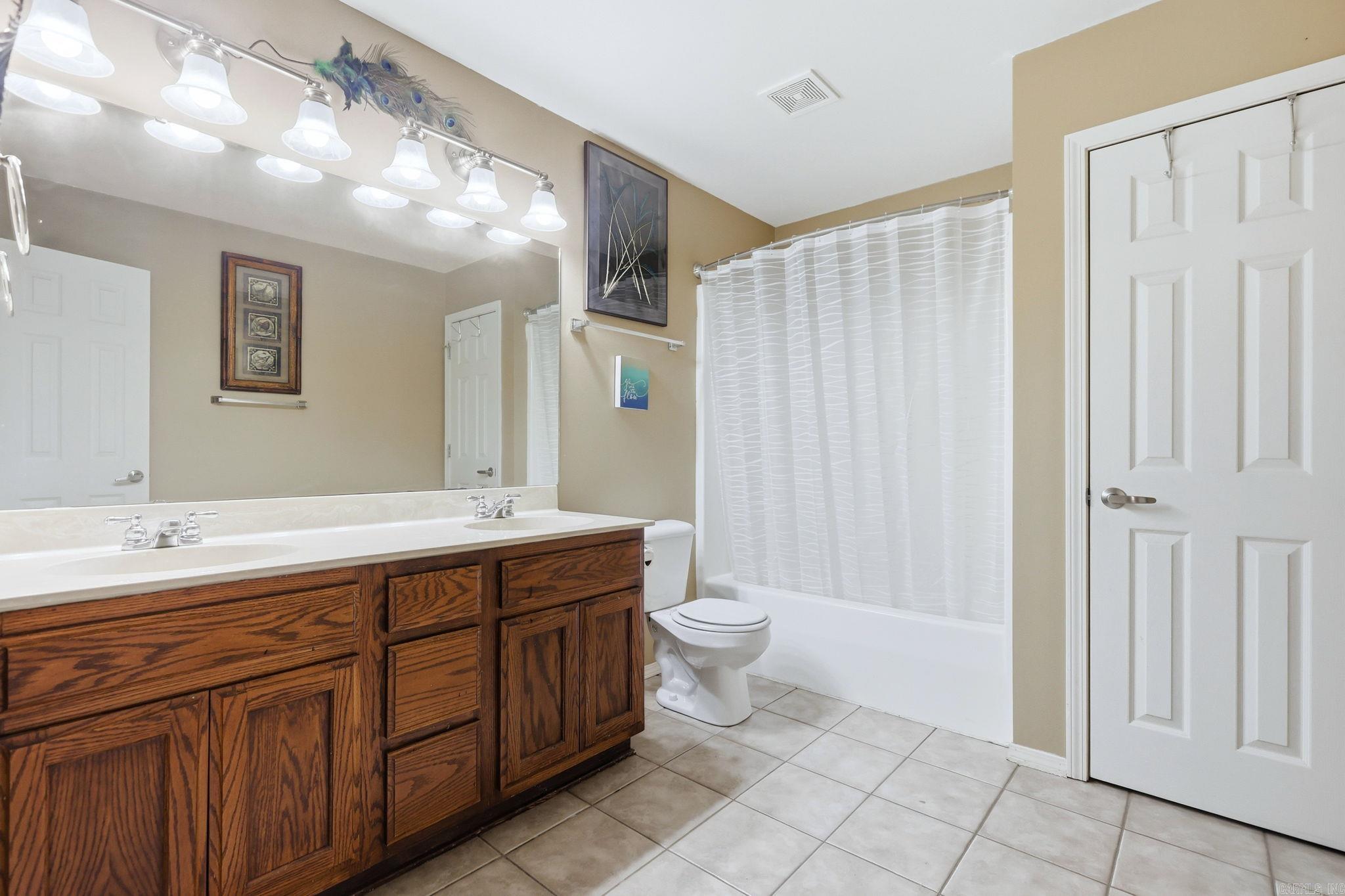 1819 Pleasant Point Circle  Bryant, AR