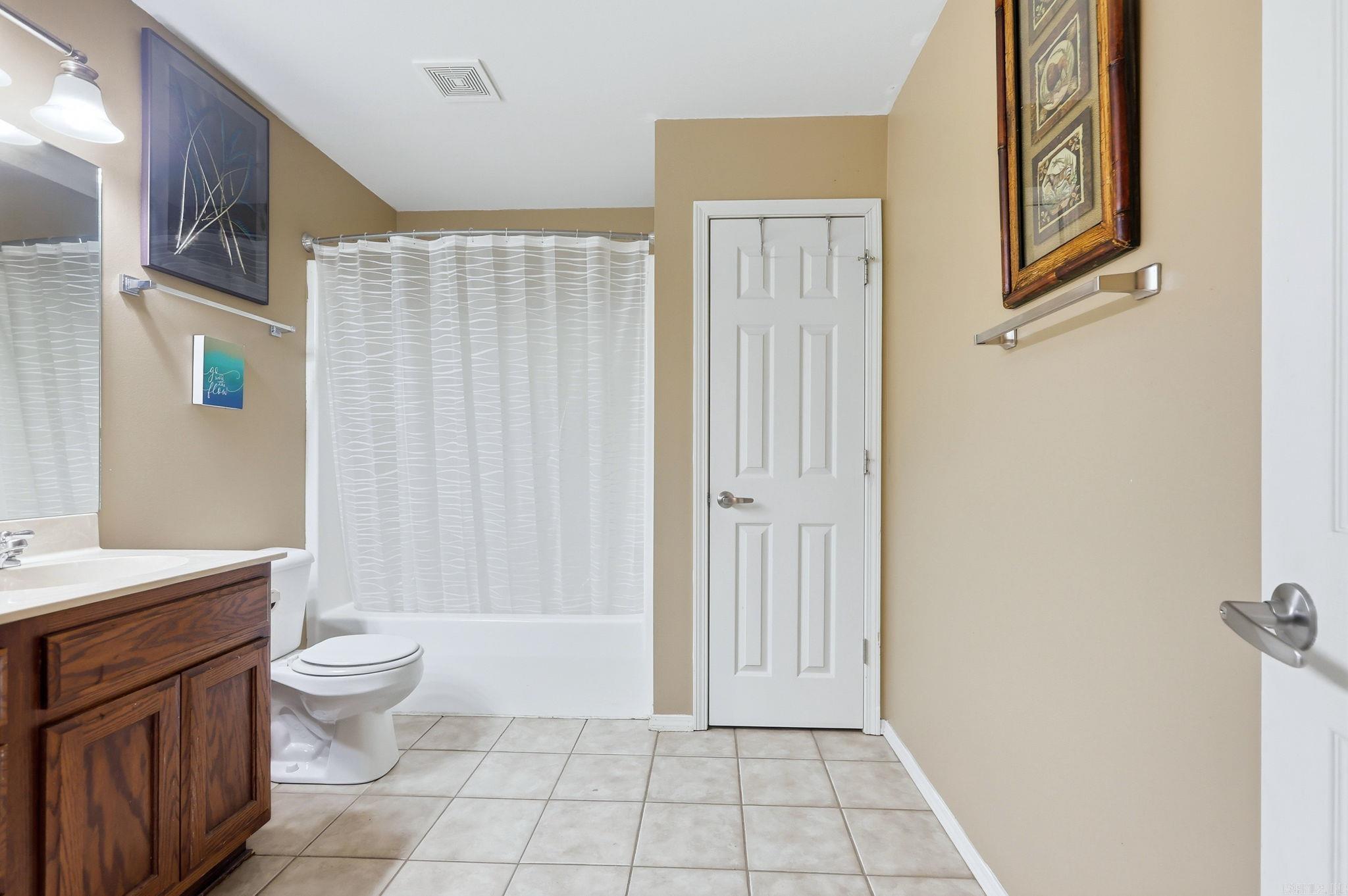 1819 Pleasant Point Circle  Bryant, AR
