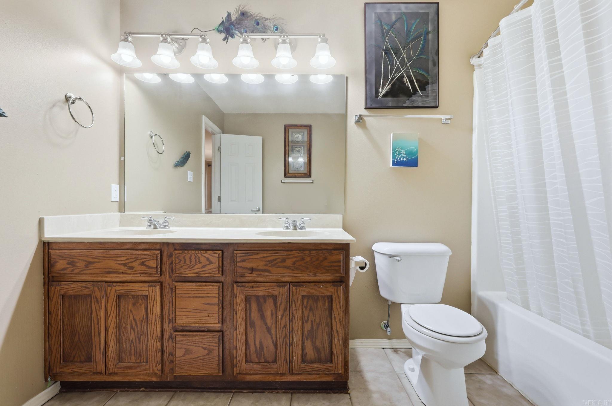 1819 Pleasant Point Circle  Bryant, AR