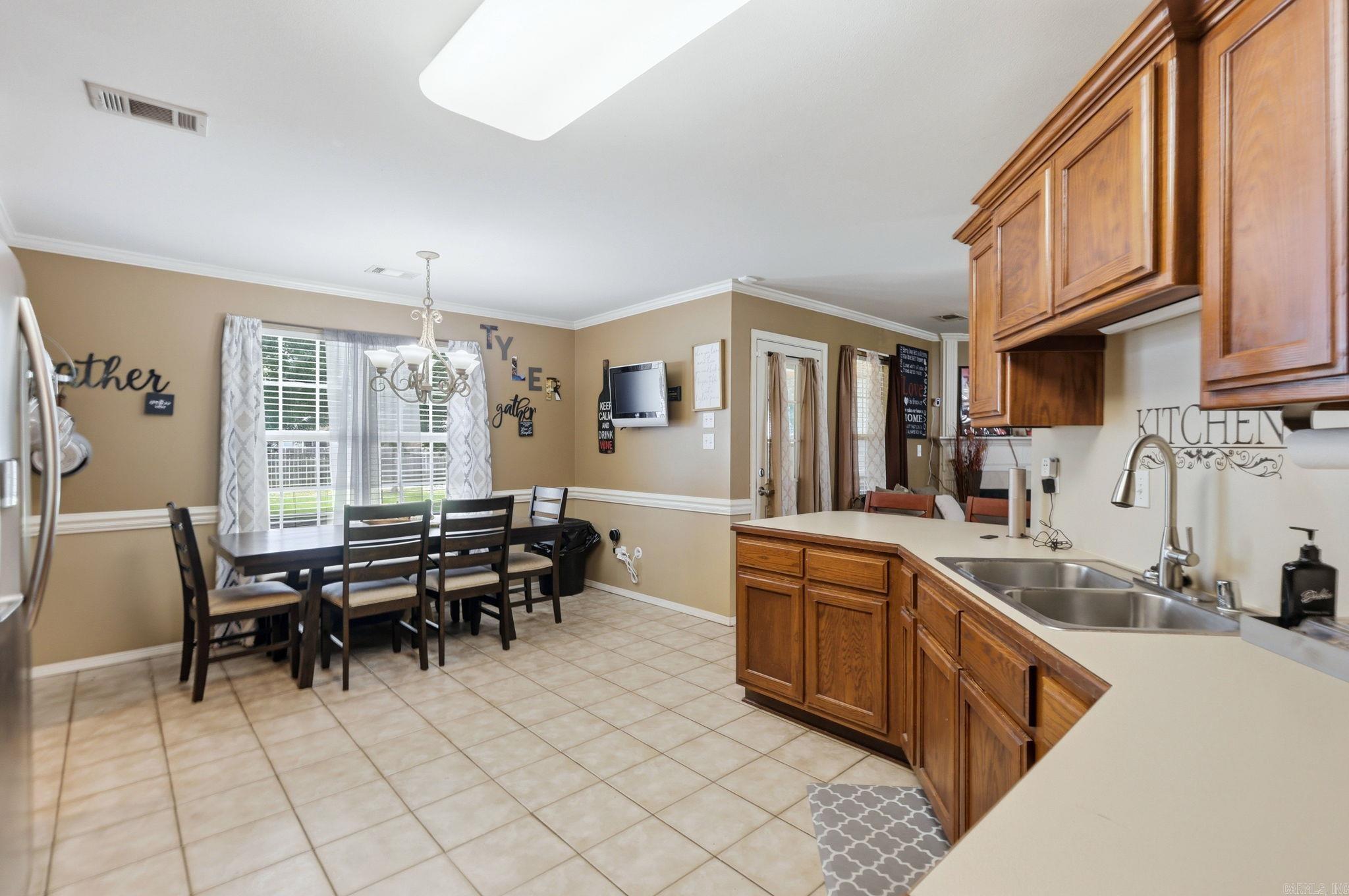 1819 Pleasant Point Circle  Bryant, AR