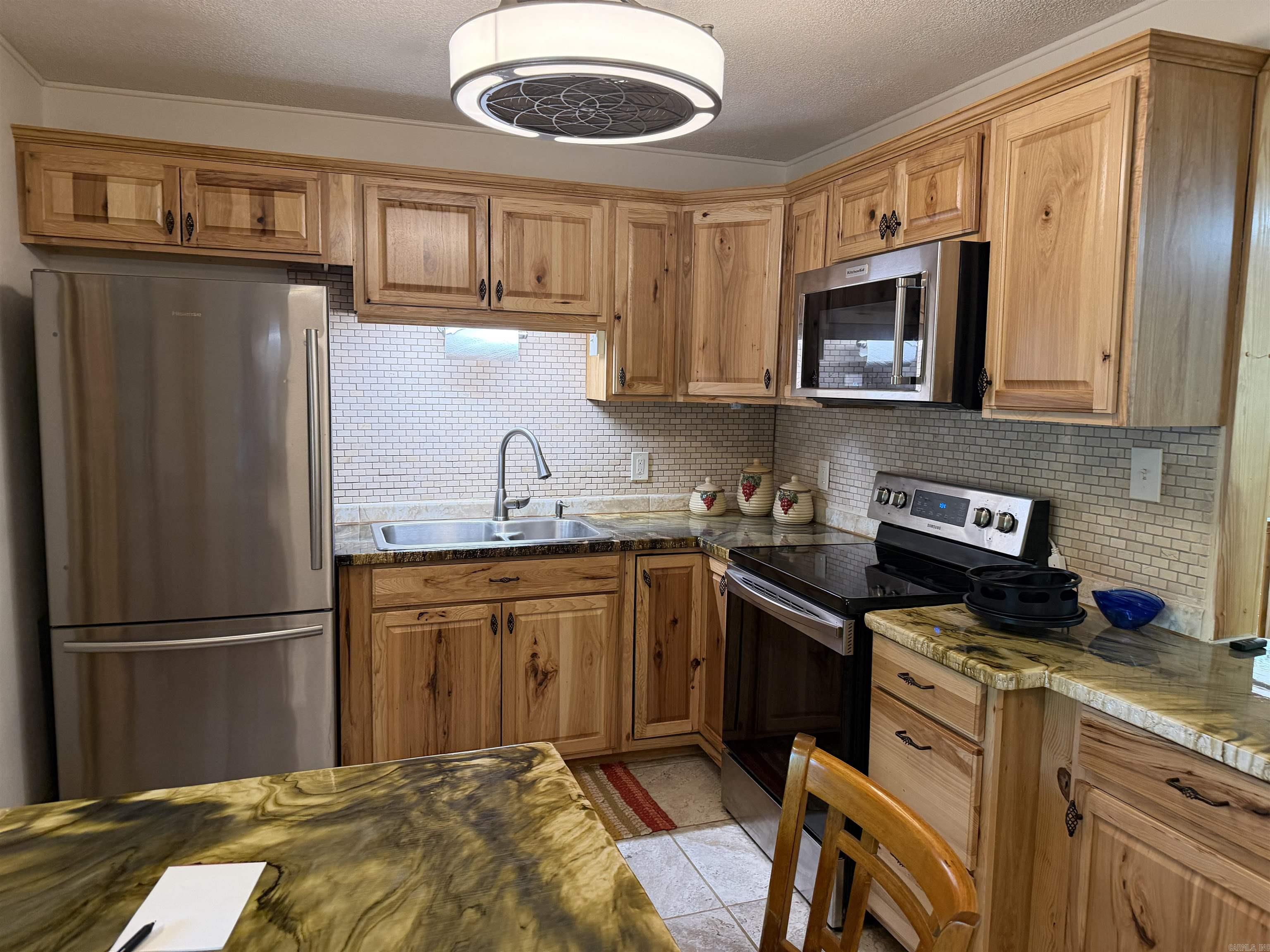 118 Cedar Valley Rd.  Fairfield Bay, AR