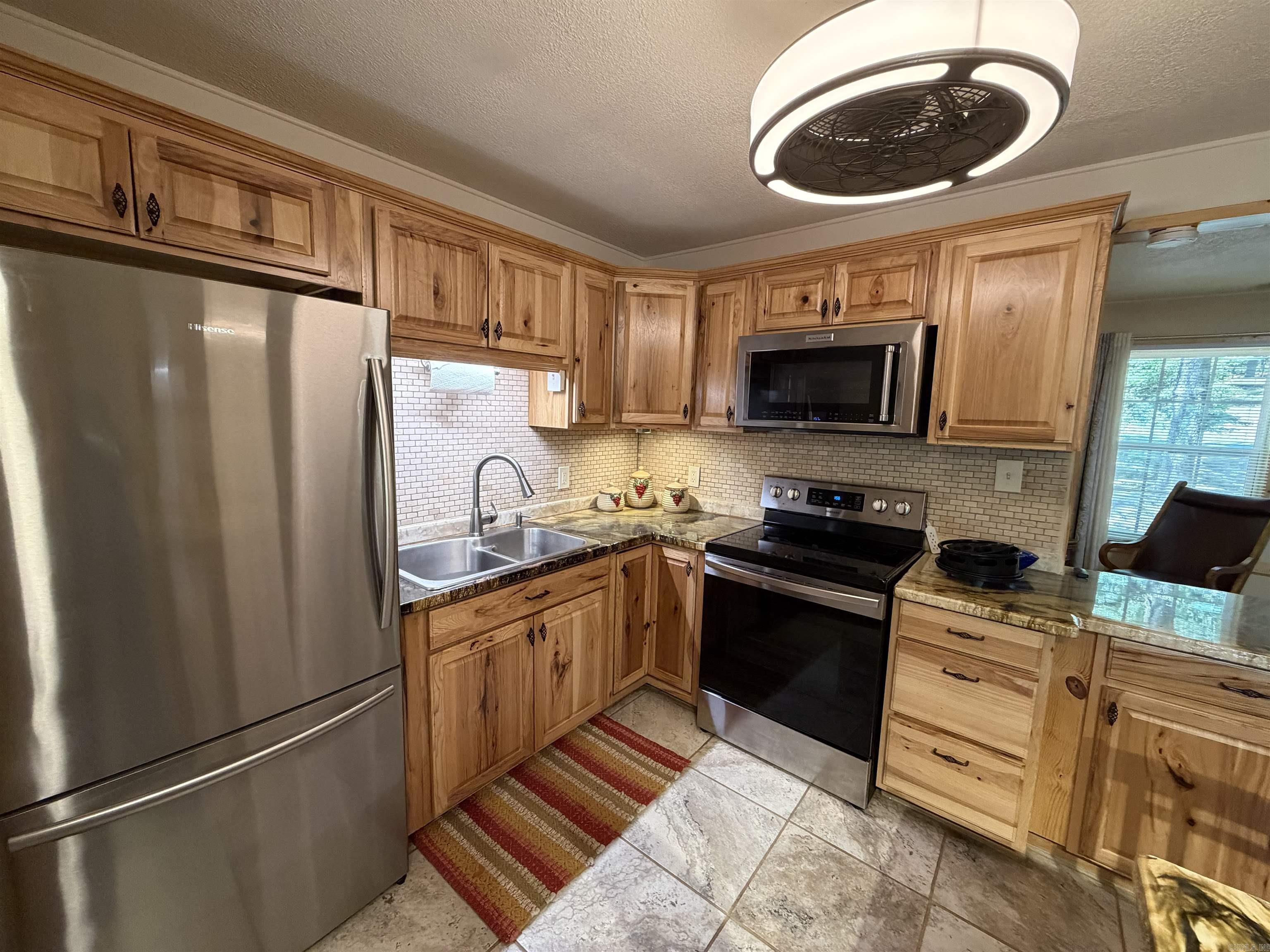 118 Cedar Valley Rd.  Fairfield Bay, AR