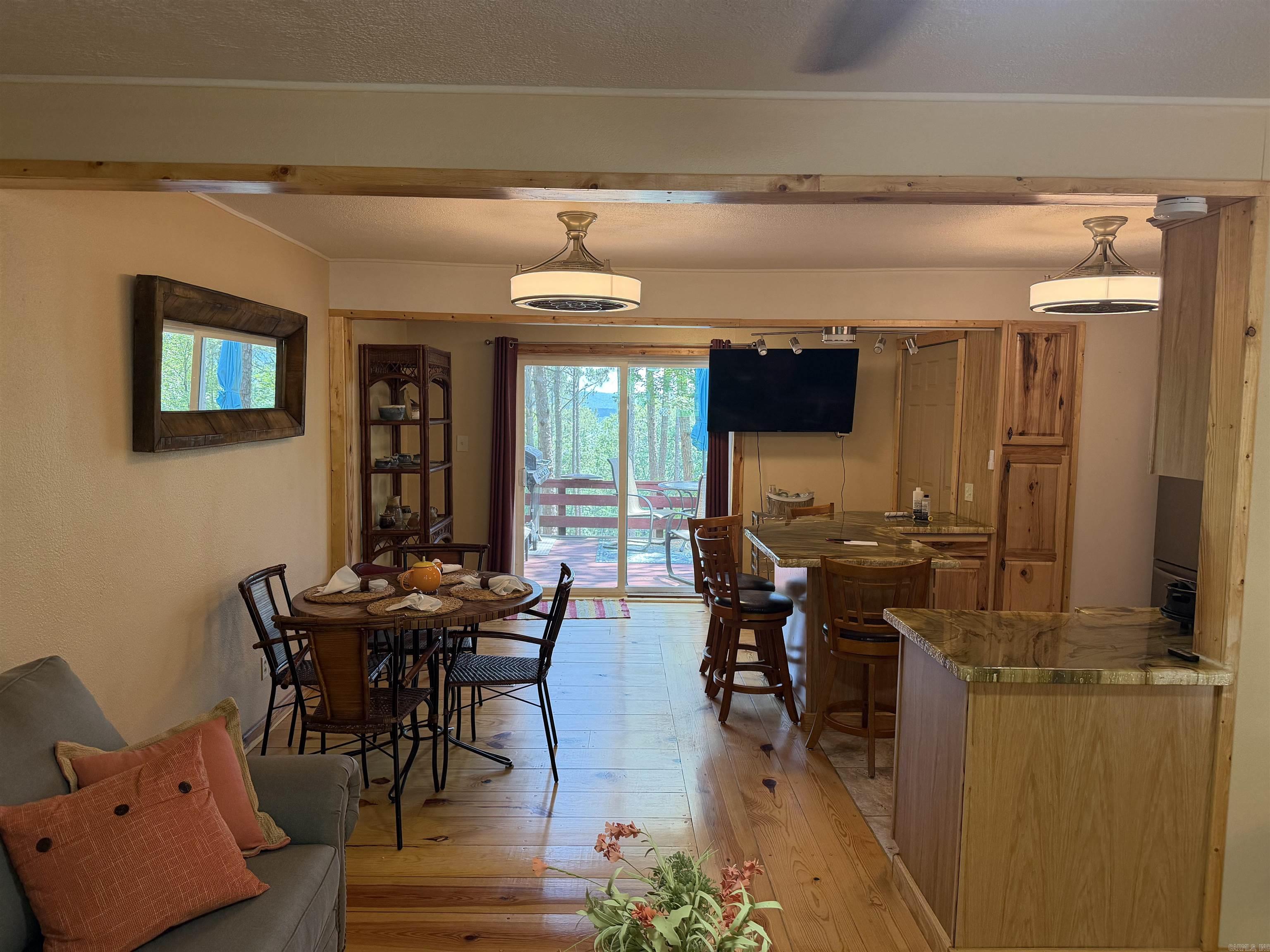 118 Cedar Valley Rd.  Fairfield Bay, AR