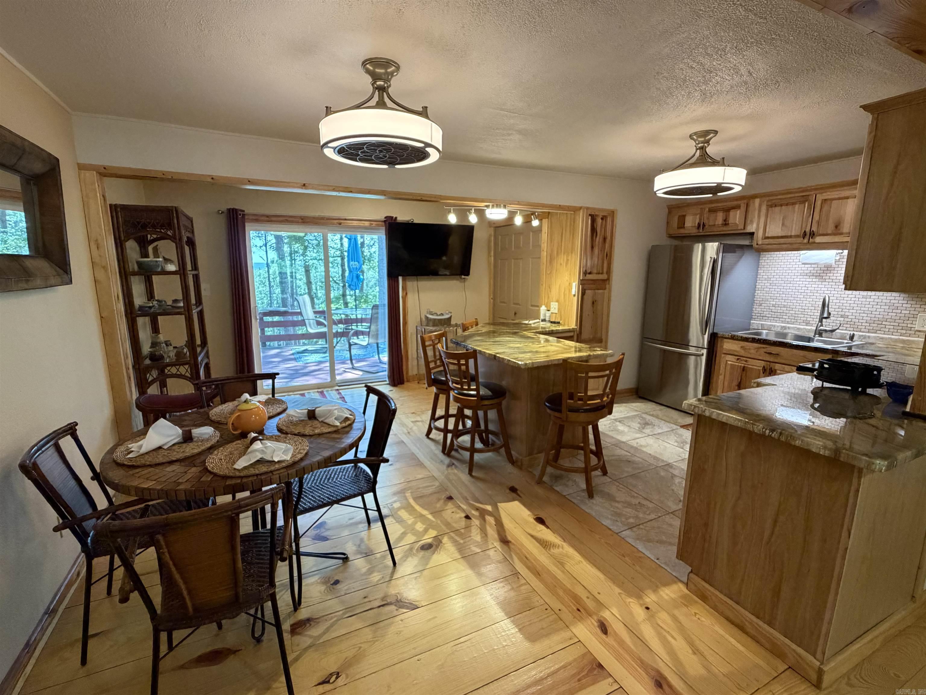 118 Cedar Valley Rd.  Fairfield Bay, AR