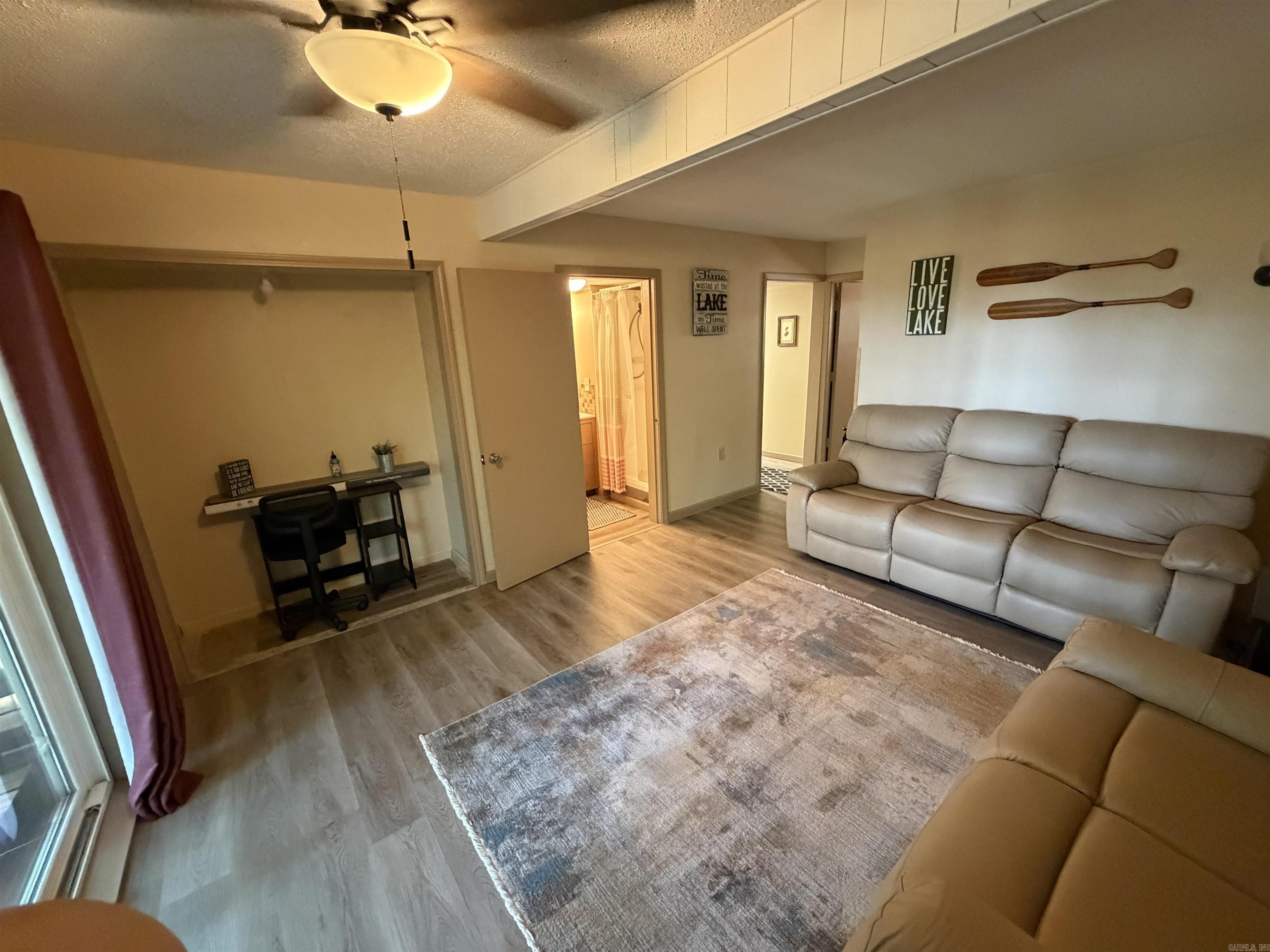 118 Cedar Valley Rd.  Fairfield Bay, AR