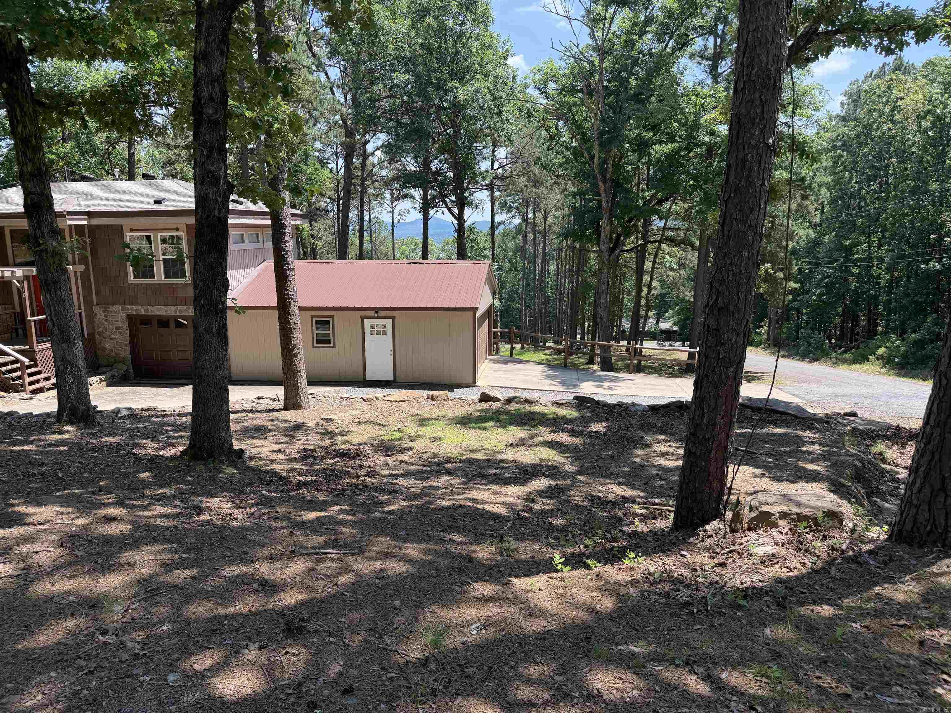 118 Cedar Valley Rd.  Fairfield Bay, AR