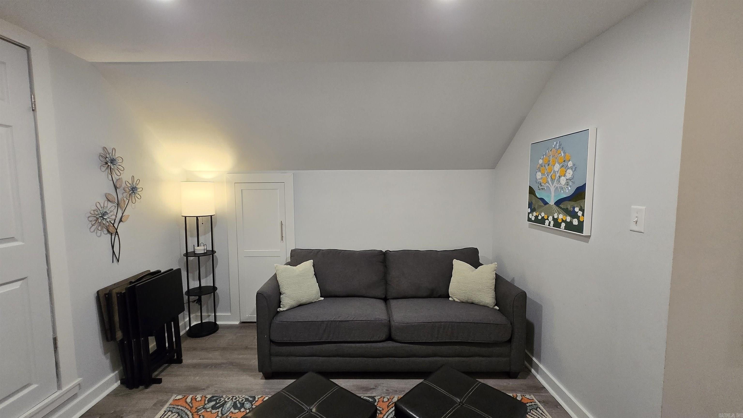 2812 W 7Th  Little Rock, AR
