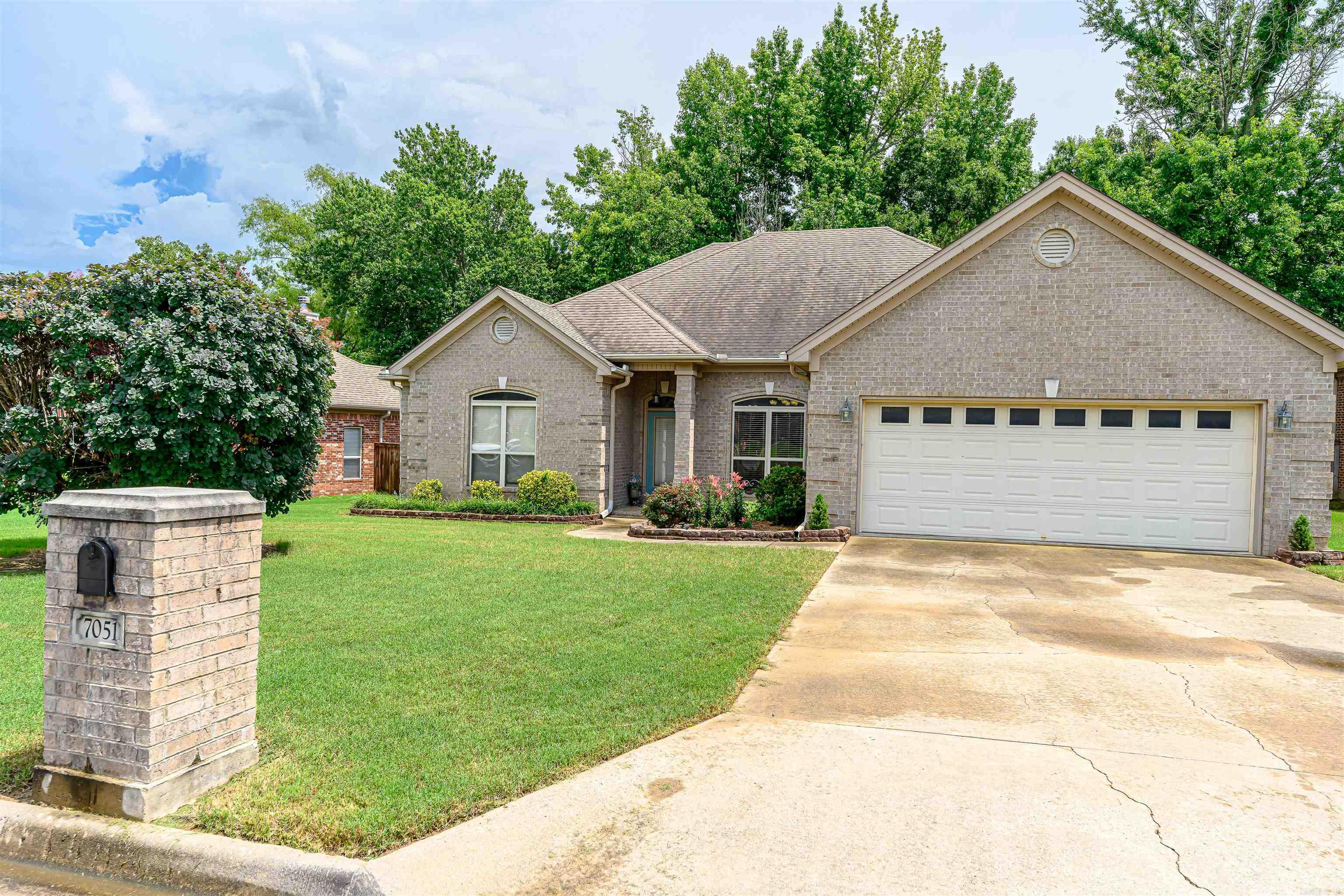 7051 E Ridge  Sherwood, AR