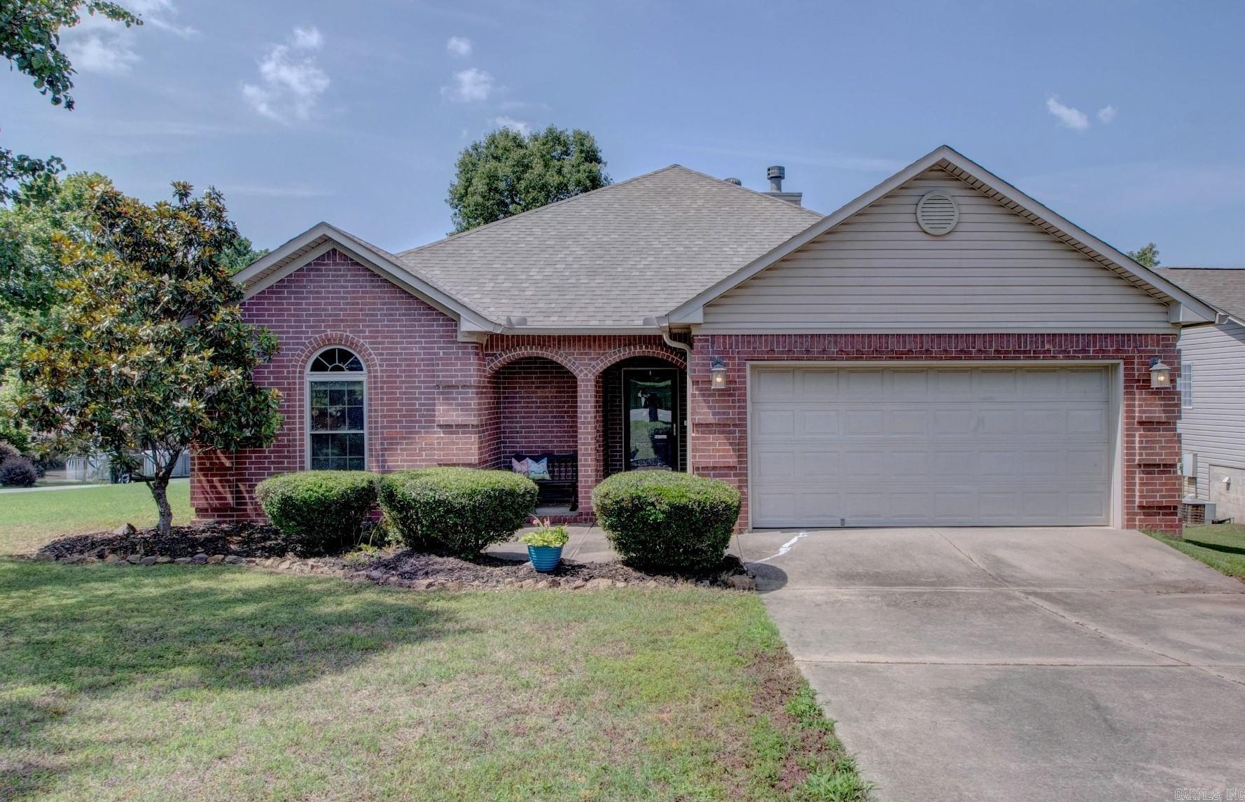 2 Park Ridge  Maumelle, AR
