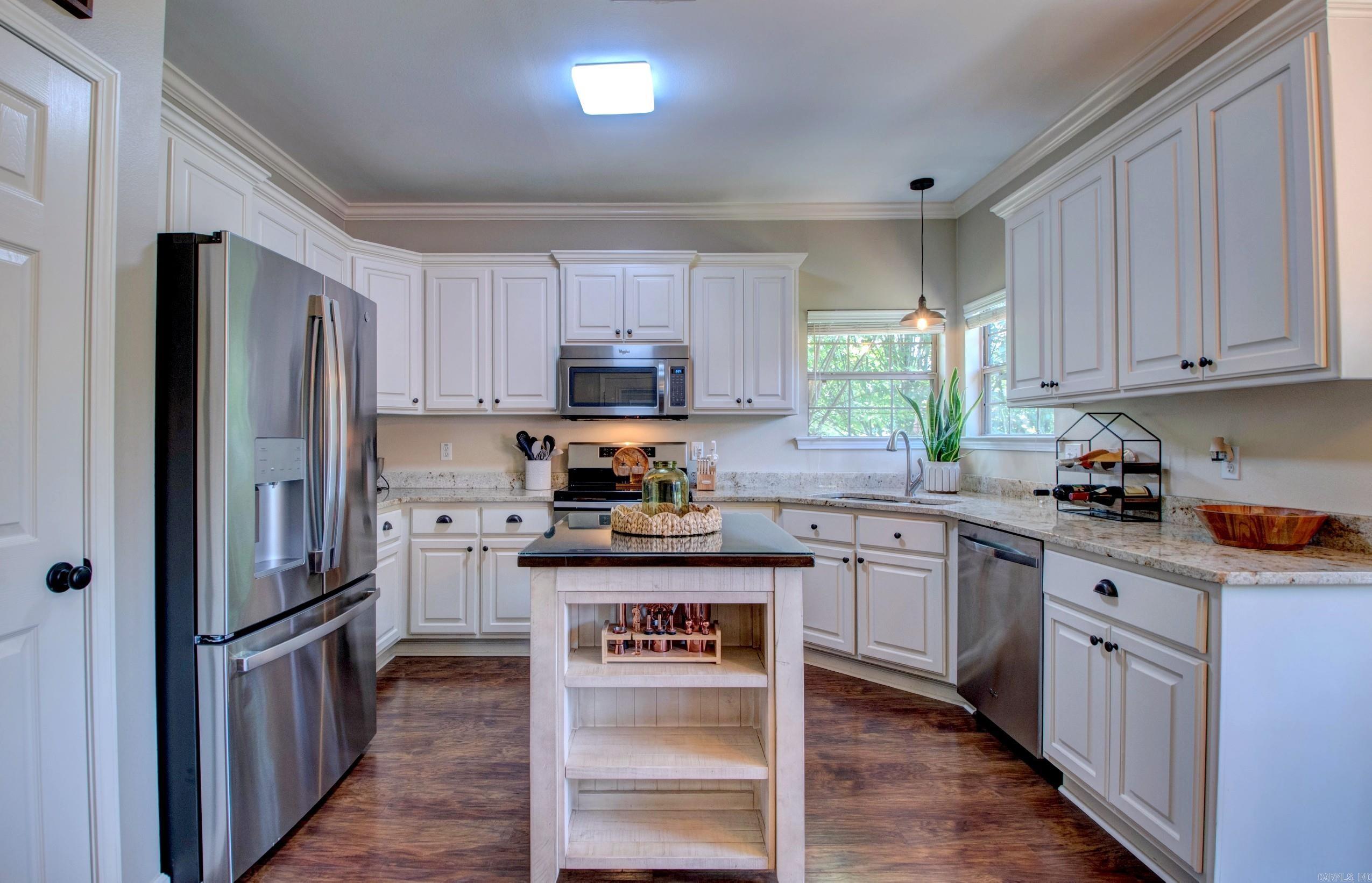 2 Park Ridge  Maumelle, AR