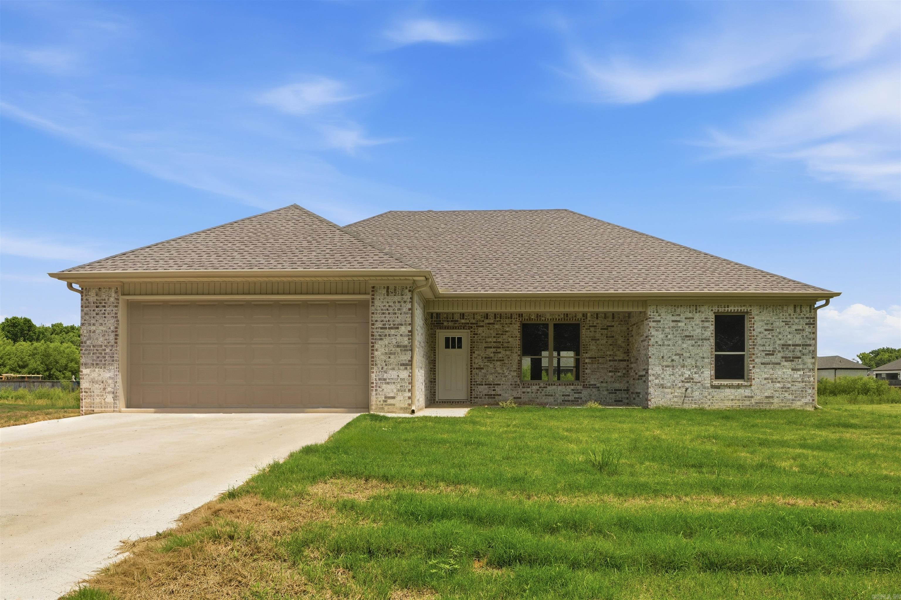 916 Bratton Rd  Lonoke, AR