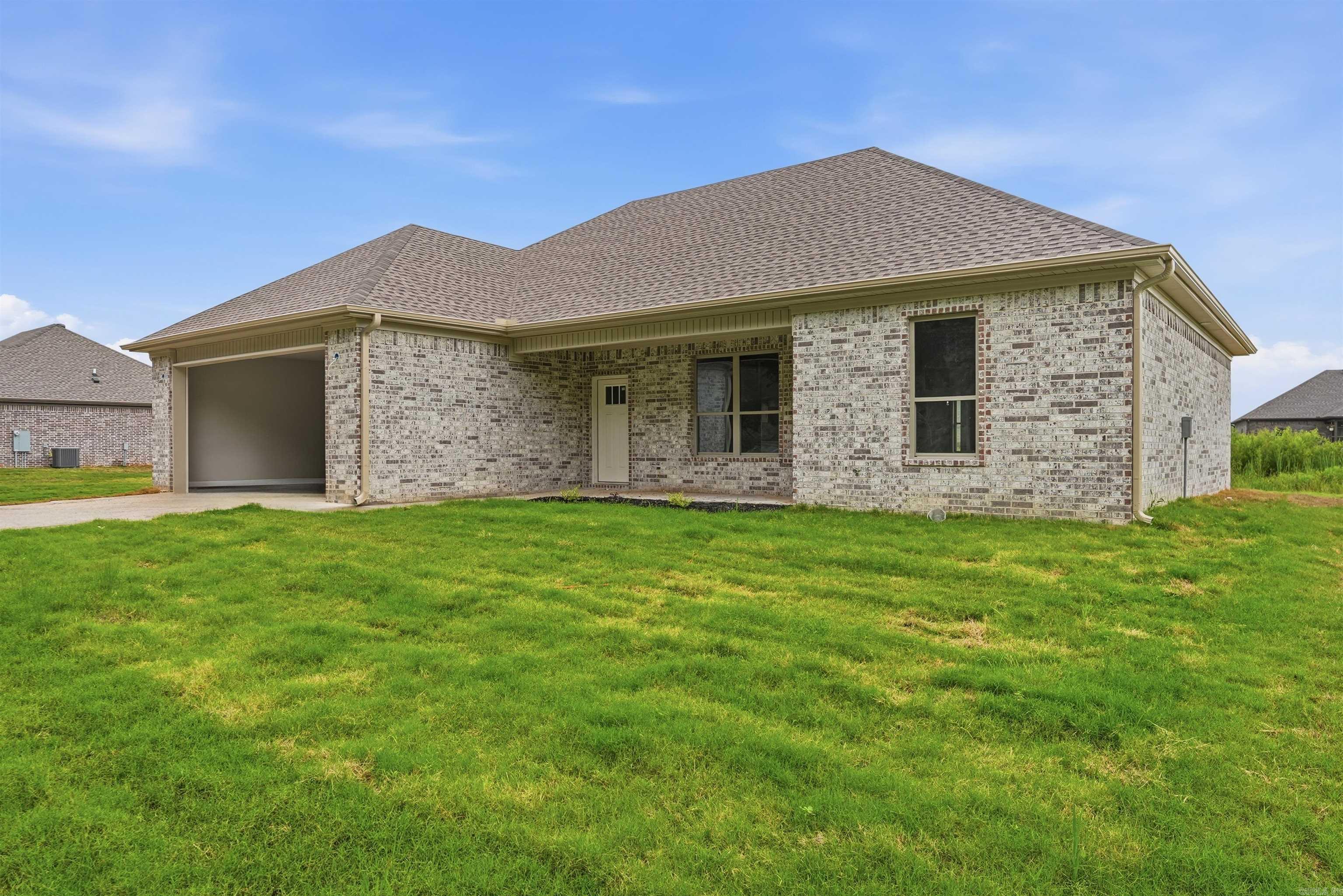 916 Bratton Rd  Lonoke, AR