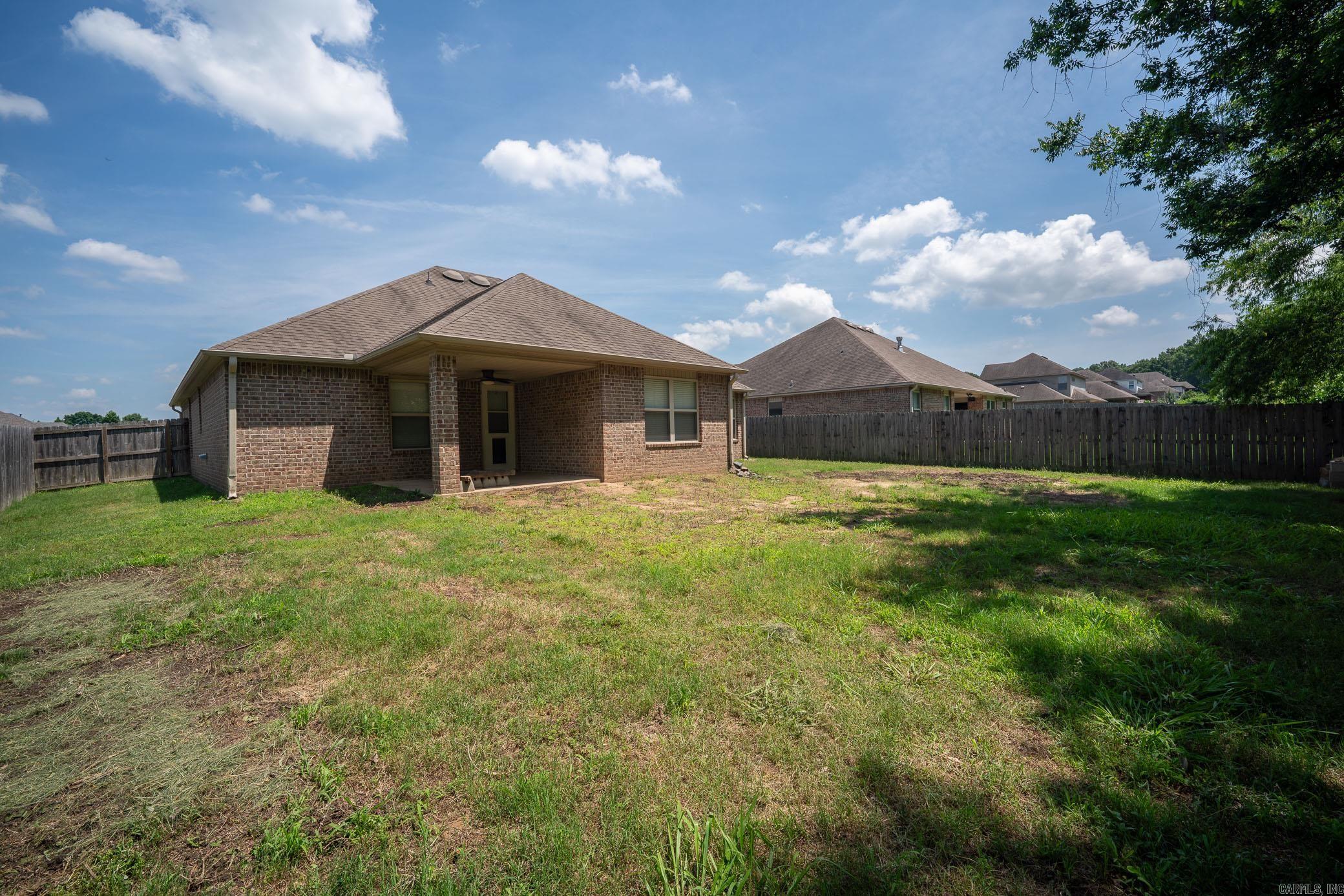2925 Gladstone  Conway, AR