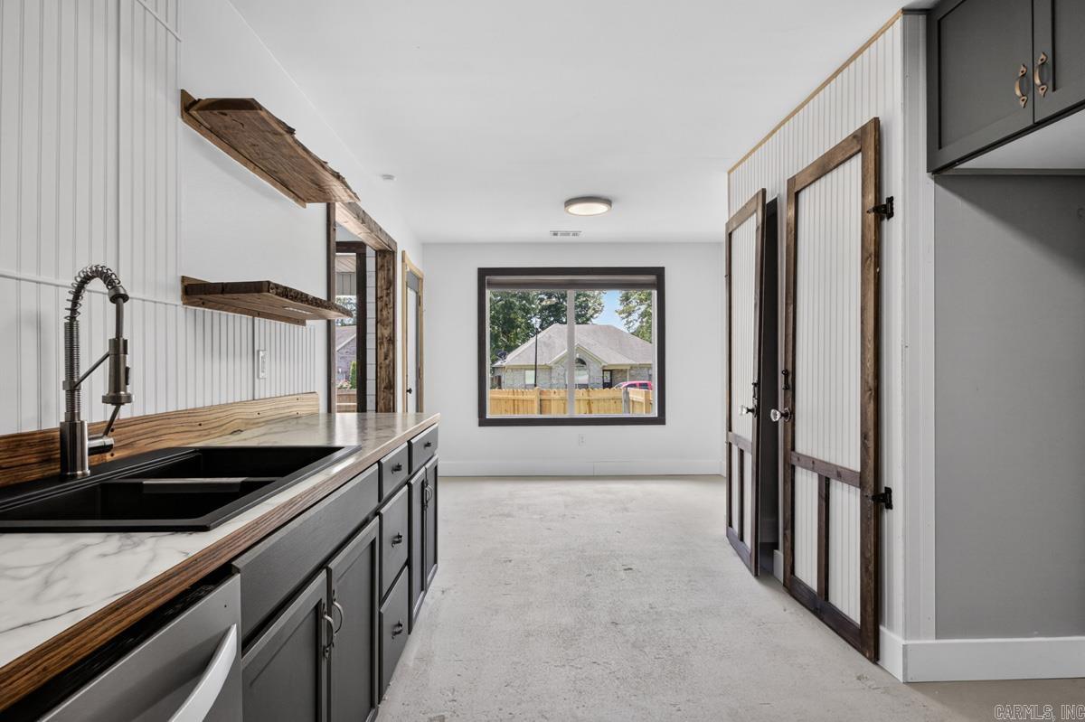 3201 McKensie  Benton, AR