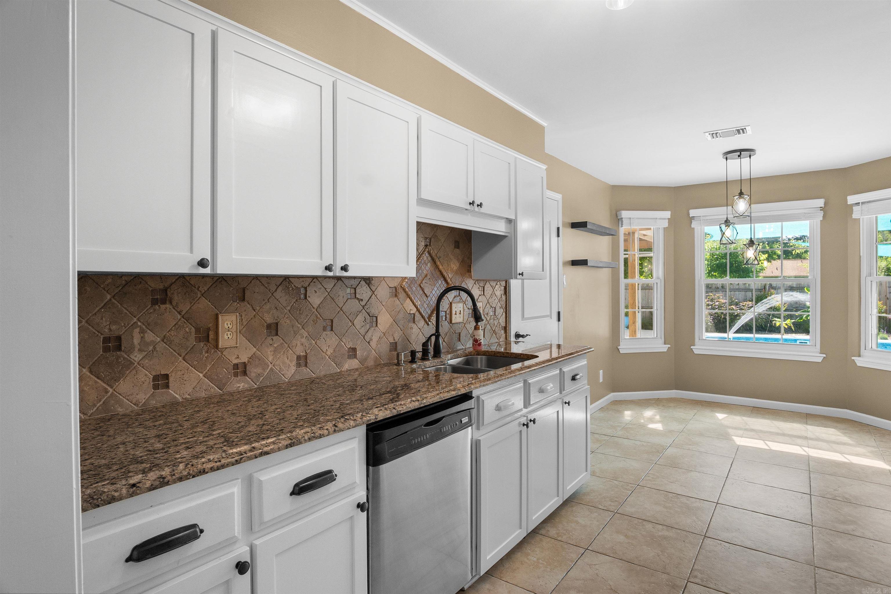 28 Forest Drive  Cabot, AR