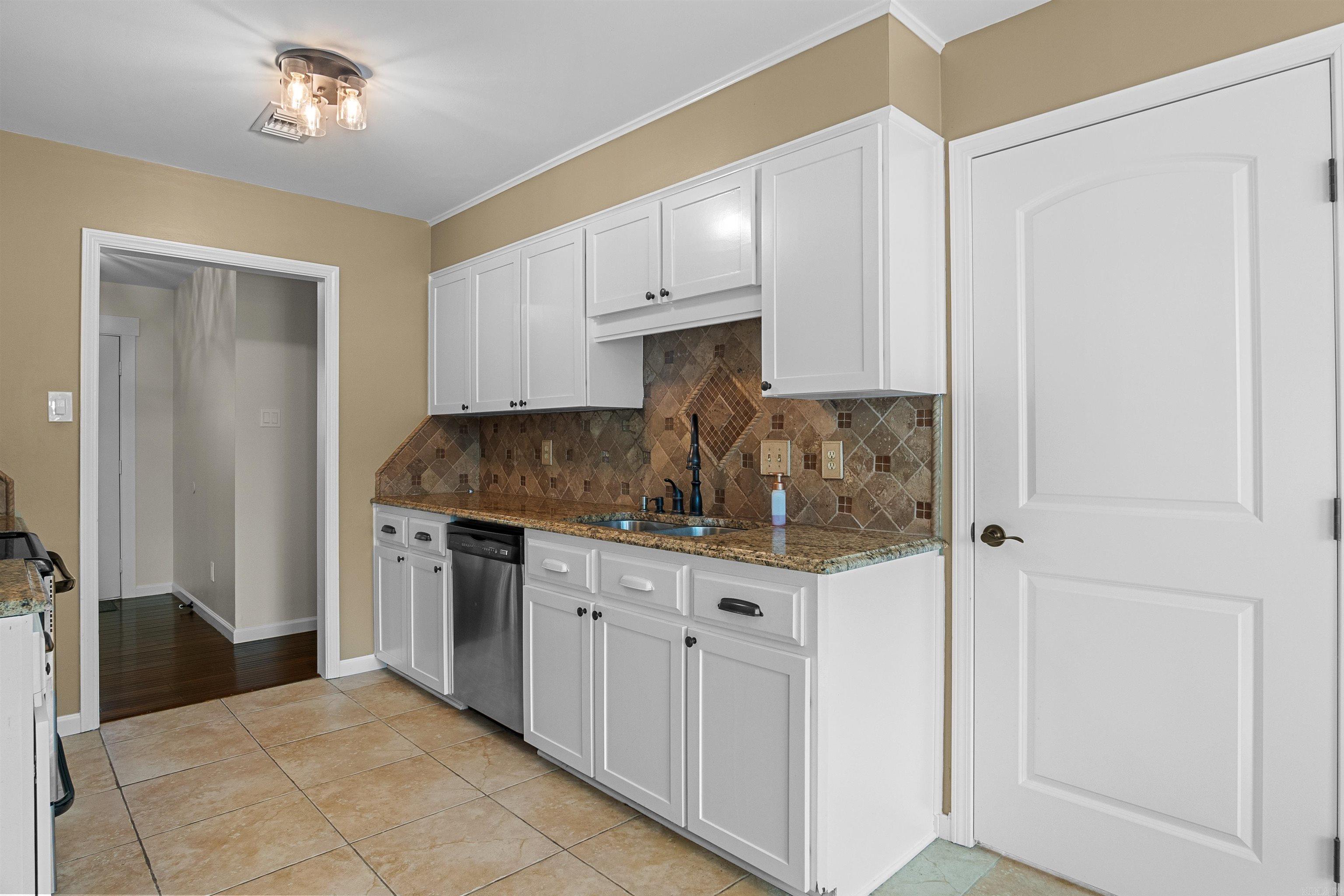 28 Forest Drive  Cabot, AR