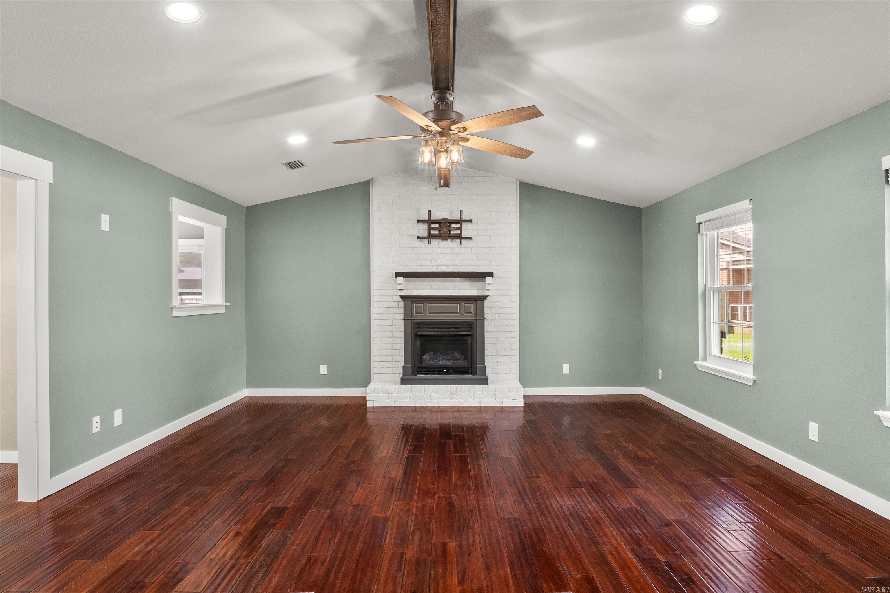 28 Forest Drive  Cabot, AR