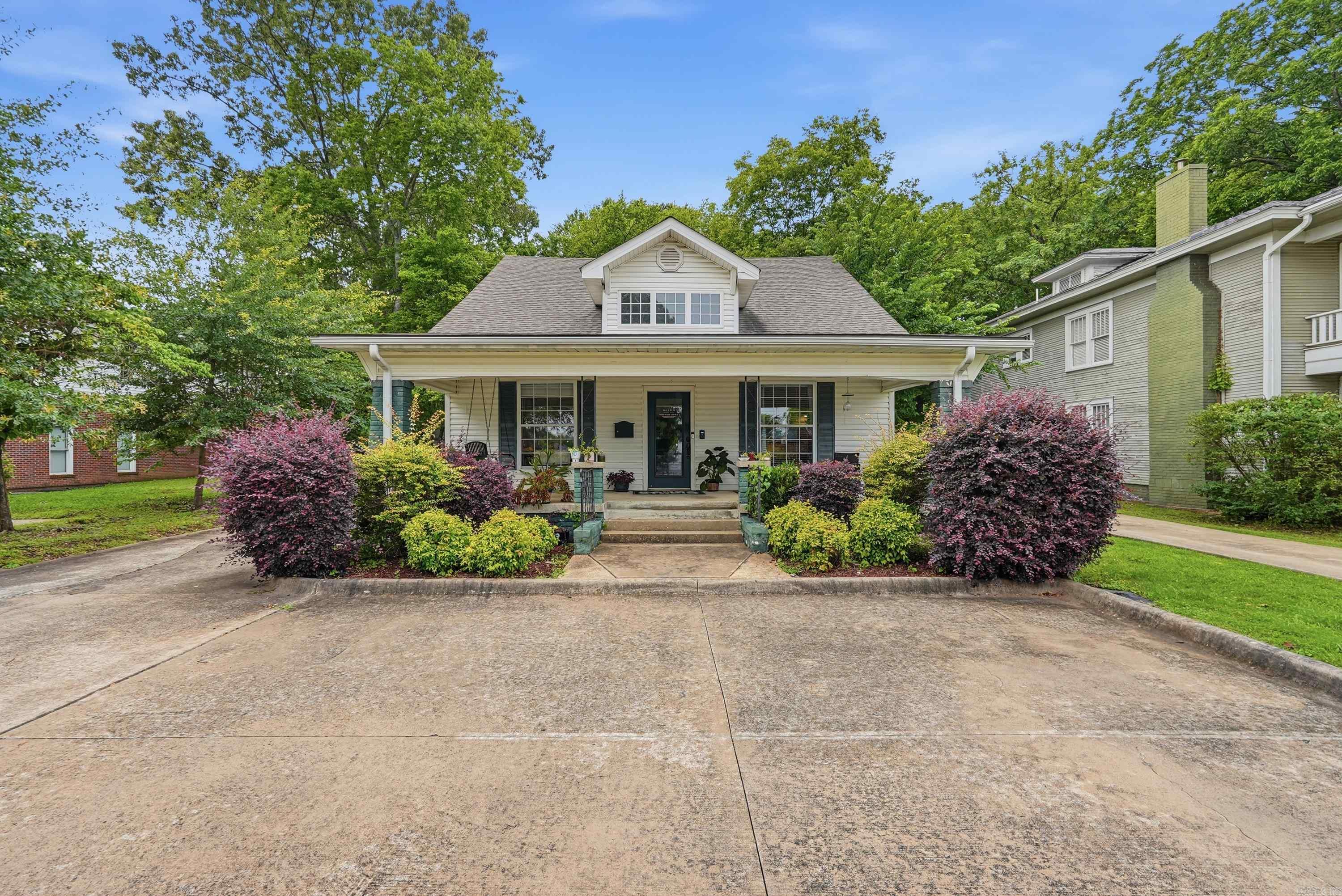 523 LOCUST  Conway, AR